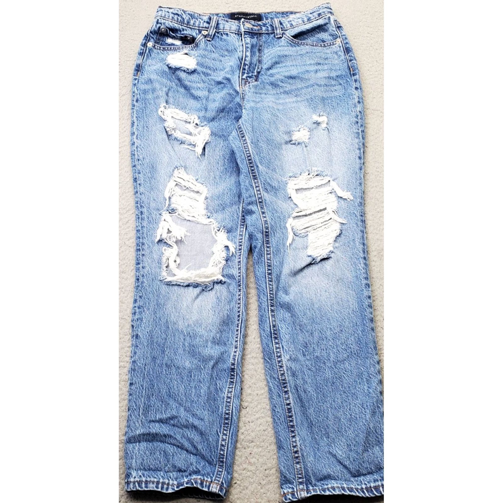 Vintage Aéropostale Mom Jeans Womens Size 6 Blue Denim Distressed Straight Leg RN154379 Size 28" / US 6 / IT 42 - 2 Thumbnail