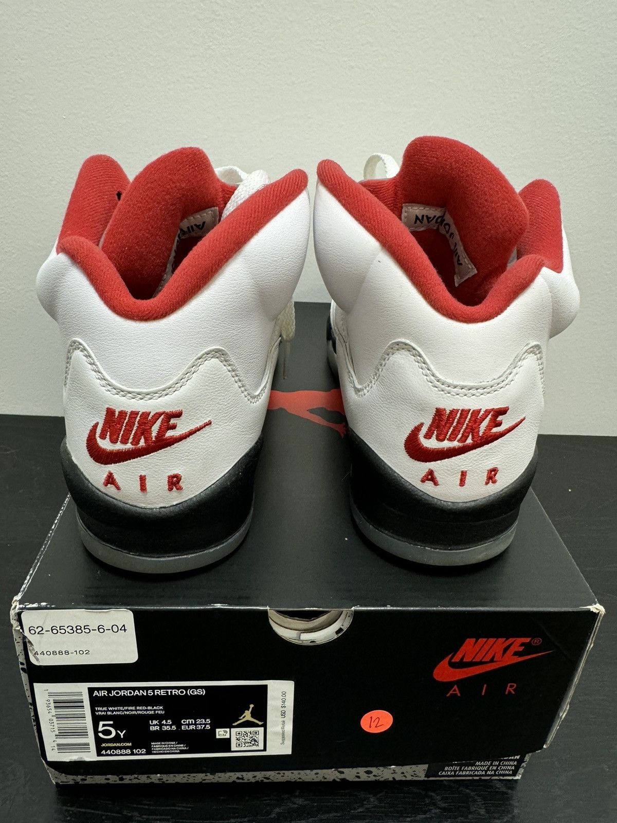 Jordan Brand Jordan 5 fire red silver tongue (2020) (gs) Size US 5 / EU 37 - 4 Thumbnail