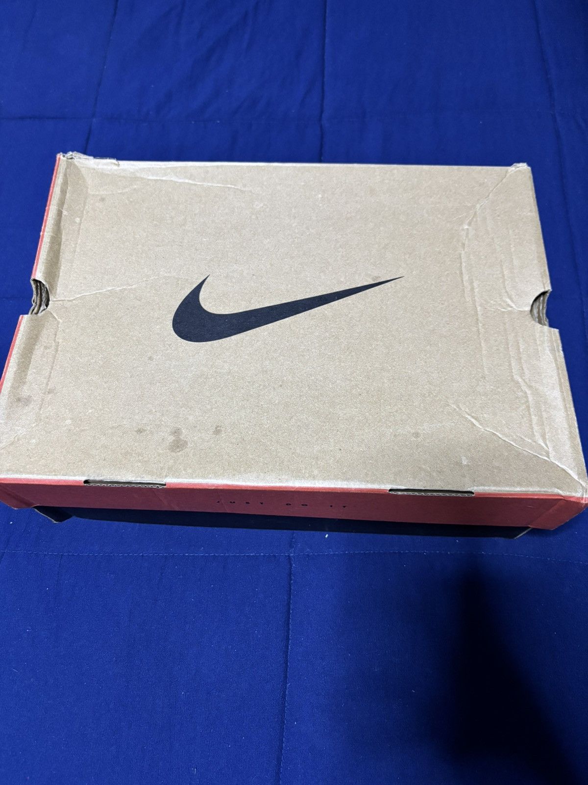 Jordan Brand Jordan 12 Retro Flu Game 2025 Size 9 Size US 9 / EU 42 - 9 Thumbnail