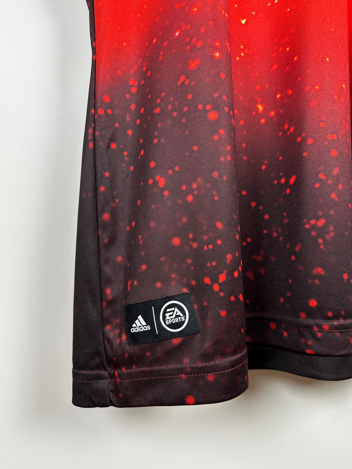 Adidas Adidas Bayern Munich Alaba #27 Special Kit Limited Edition Size US L / EU 52-54 / 3 - 9 Thumbnail