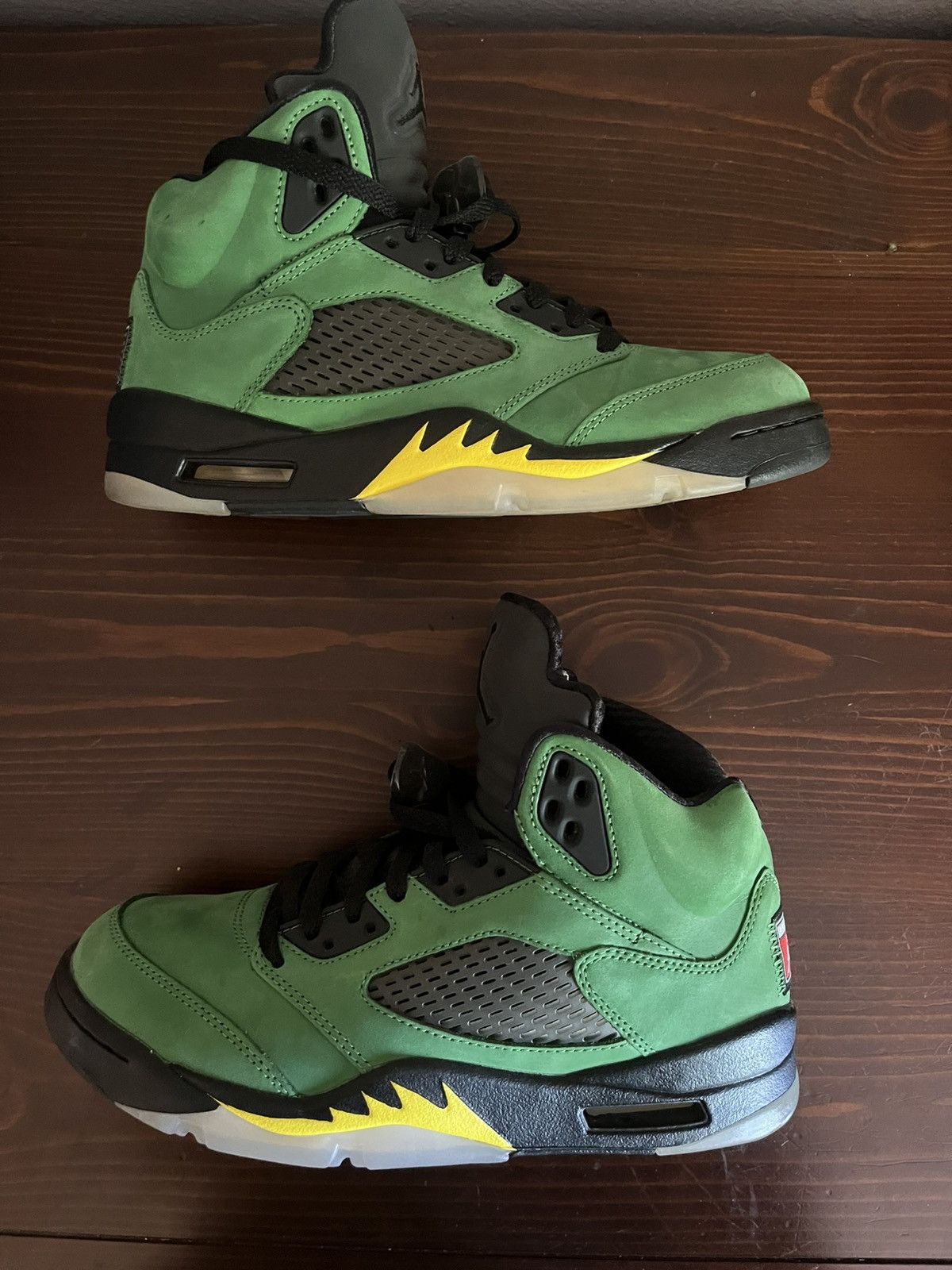 Jordan Brand Air Jordan 5 Retro SE - “Oregon” Size US 7.5 / EU 40-41 - 2 Thumbnail
