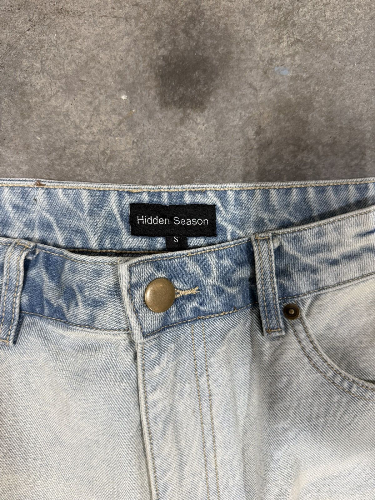 Other Hidden Season Light Wash Inside Out Denim Size US 30 / EU 46 - 3 Thumbnail