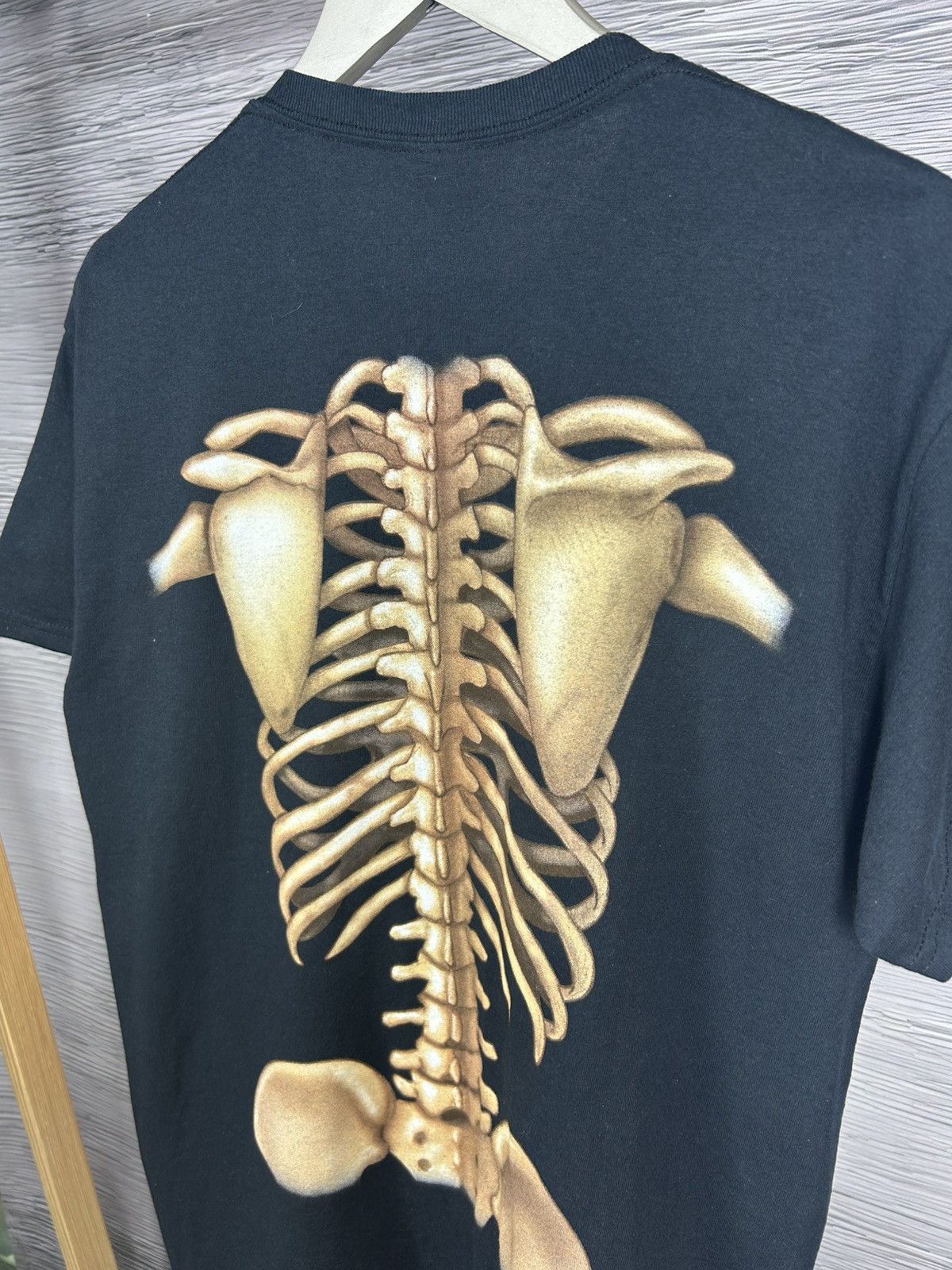 Vintage SKELETON-Bones Ribs X-Ray Anatomy Biology Science T-Shirt M Size US M / EU 48-50 / 2 - 6 Thumbnail