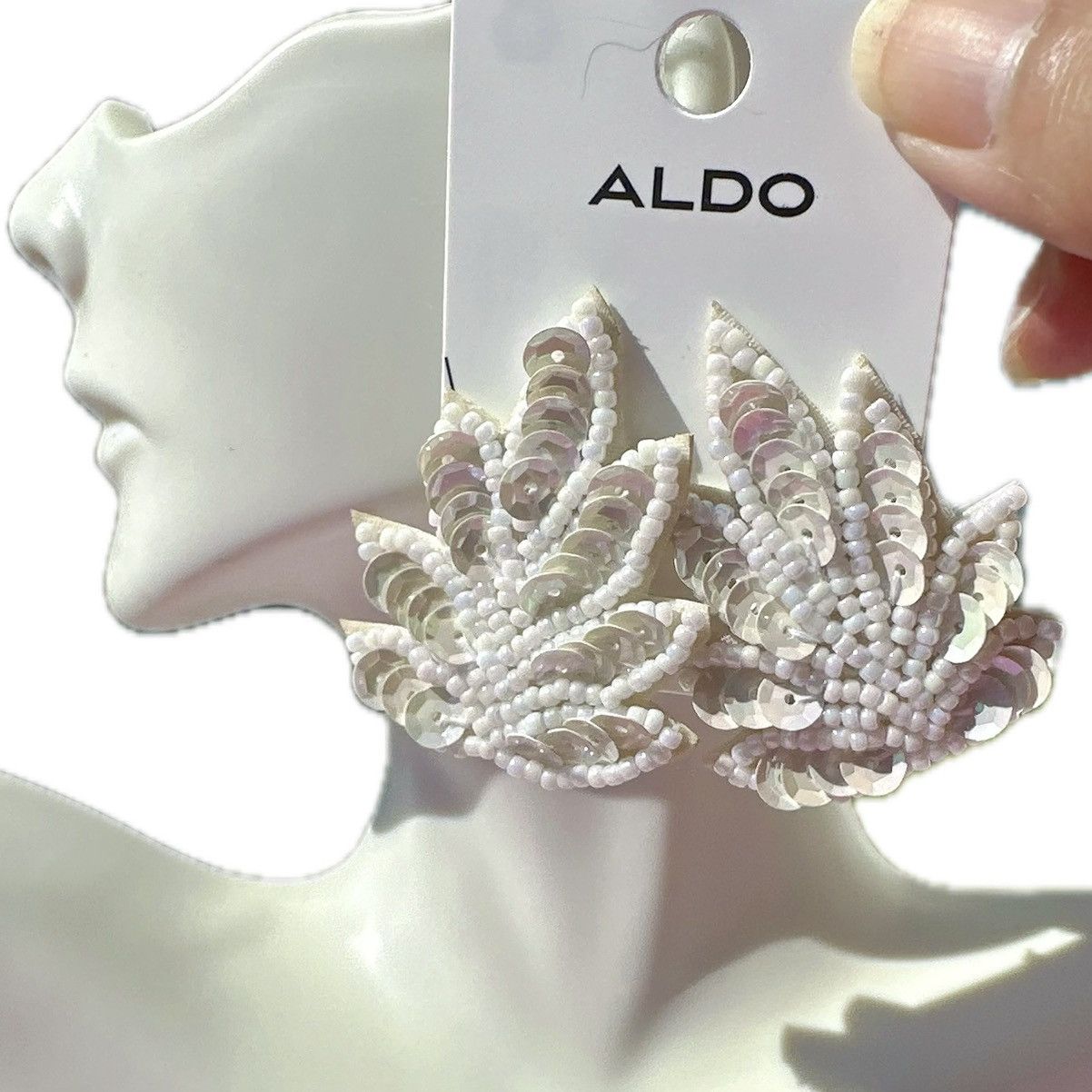 Designer ALDO White Beaded leather based Leaf Earrings Size ONE SIZE - 1 Thumbnail
