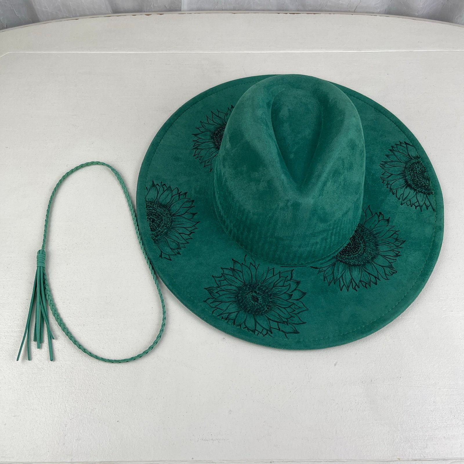 Handmade Green Faux Suede Wide Flat Brim Hat Sunflowers ADJUSTABLE SZ Size ONE SIZE - 11 Thumbnail