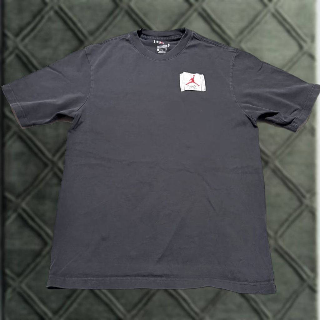 Nike Nike Air Jordan Flight Essentials Logo Patch T-Shirt Black Small Mens Nike Shirt Black Logo Patch Short Sleeve Crew Neck Standard Fit Vintage: No Size US S / EU 44-46 / 1 - 1 Thumbnail