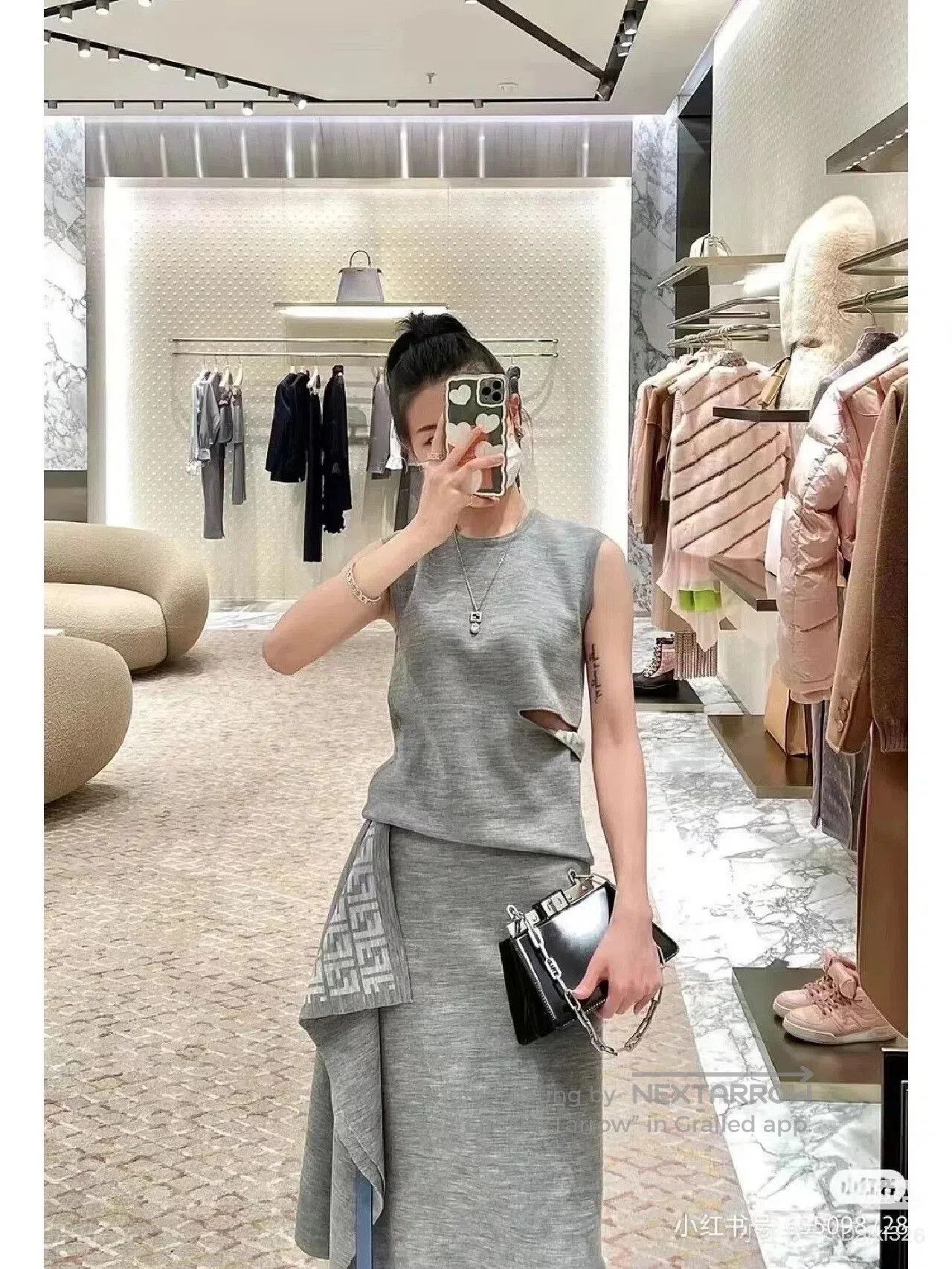 Fendi fendi gray wool sleeveless double-sided top. Size US S / EU 44-46 / 1 - 3 Thumbnail