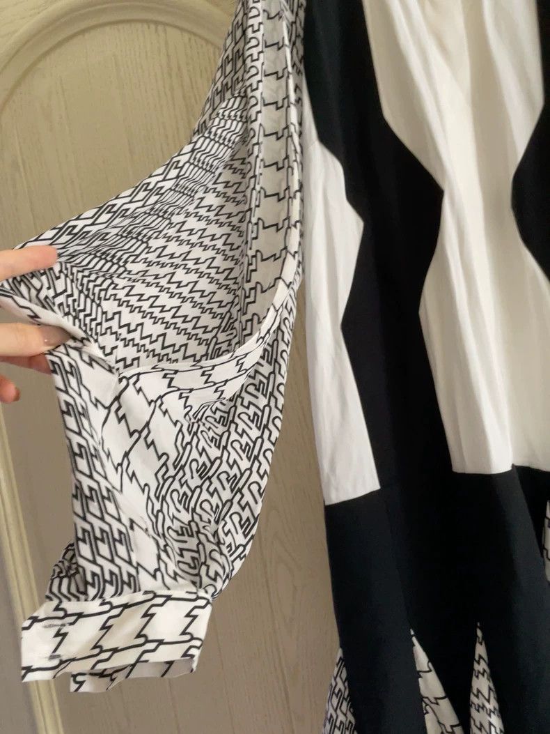 Kenzo KENZO Dress with exposed shoulders and silk pleats Size XS / US 0-2 / IT 36-38 - 3 Thumbnail
