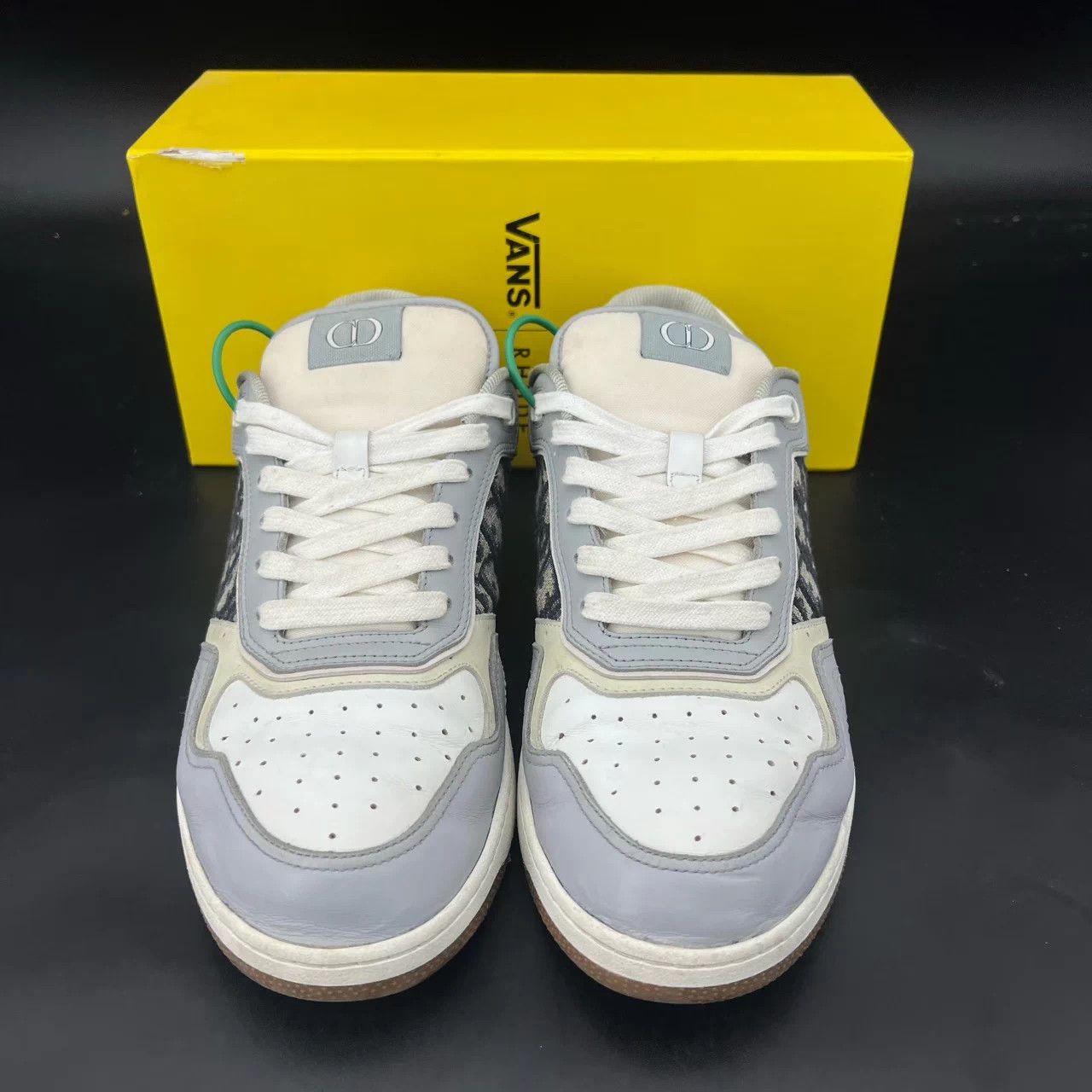 Dior Dior B27 Gray/White 42.5 Size US 9.5 / EU 42-43 - 4 Thumbnail
