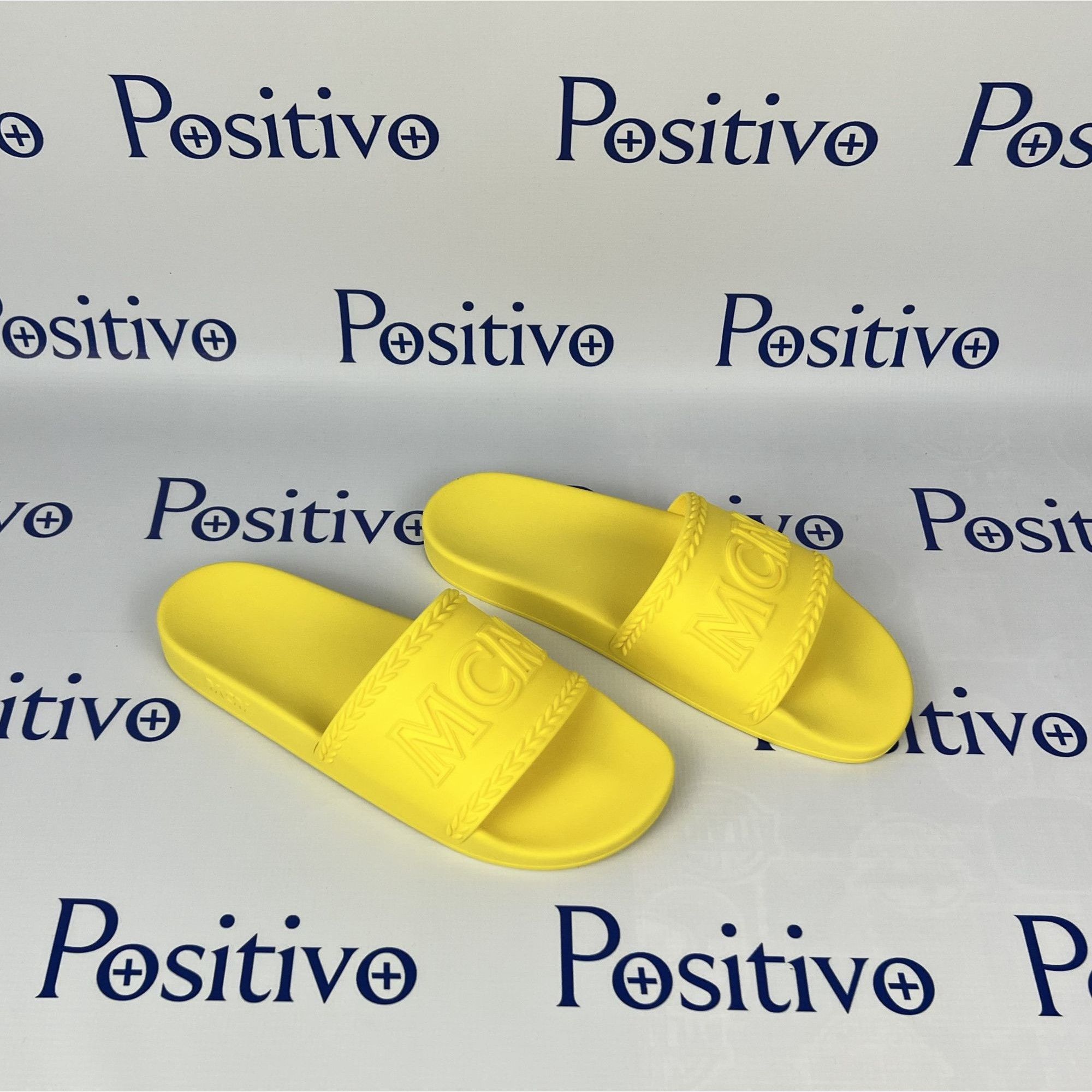 MCM MCM Yellow Big Logo Rubber Slides US 11 EU 44 Size US 11 / EU 44 - 4 Thumbnail