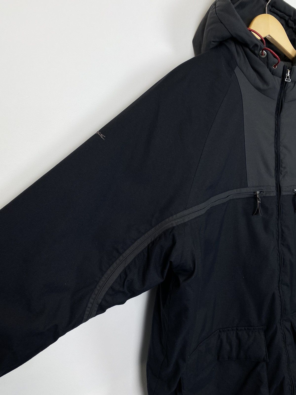 Vintage Y2K Nike Zip Up Jacket Multipocket Hooded Swoosh 90s