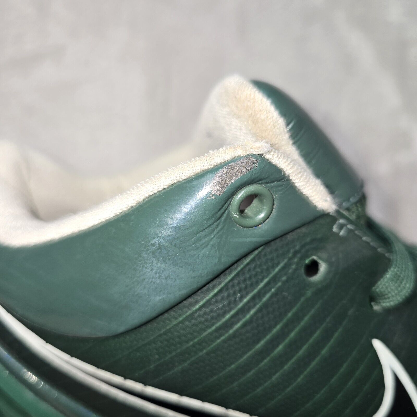 Nike Undefeated x Nike Kobe 4 Protro Milwaukee Bucks Size 11 Size US 11 / EU 44 - 16 Thumbnail