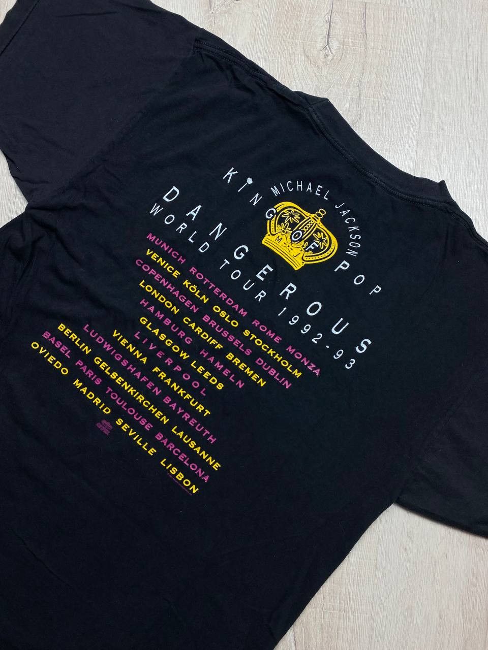 Vintage Vintage Michael Jackson Dangerous 1992-1993 World Tour Size US XL / EU 56 / 4 - 3 Thumbnail