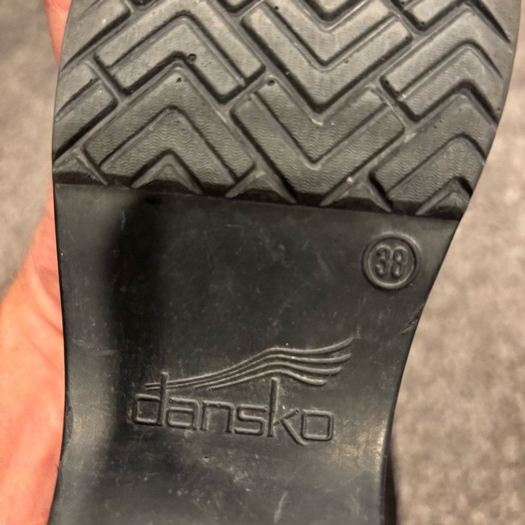 Dansko Dansko Black Patent Textured Slip-On Clogs Size US 7.5 / IT 37.5 - 4 Thumbnail