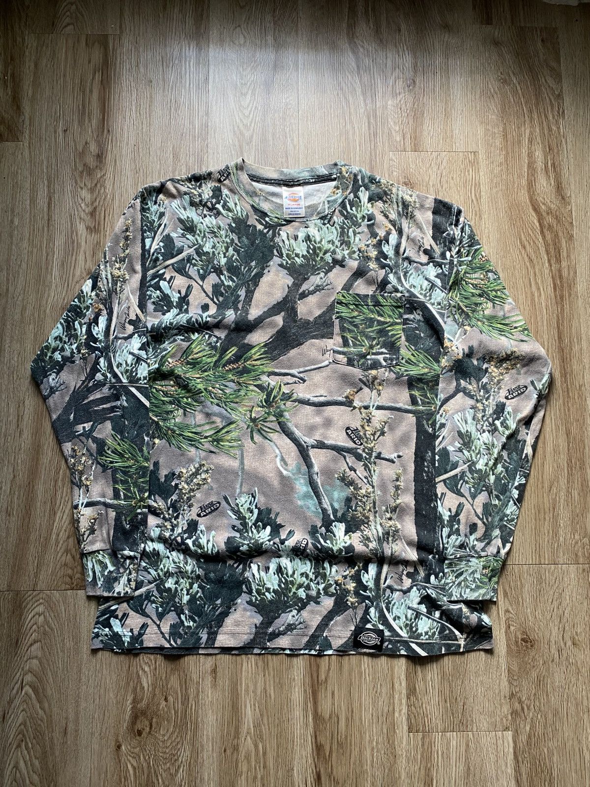 Dickies Y2K DICKIES REAL TREE CAMO LONG SLEEVE TEE SKATER MOSSY OAK Size US XL / EU 56 / 4 - 1 Thumbnail