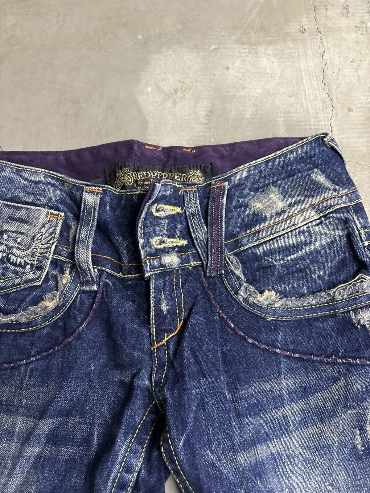 Tornado Mart Flared Red Pepper Wing Back Embroidered Clawmark Jeans Size US 29 - 14 Thumbnail