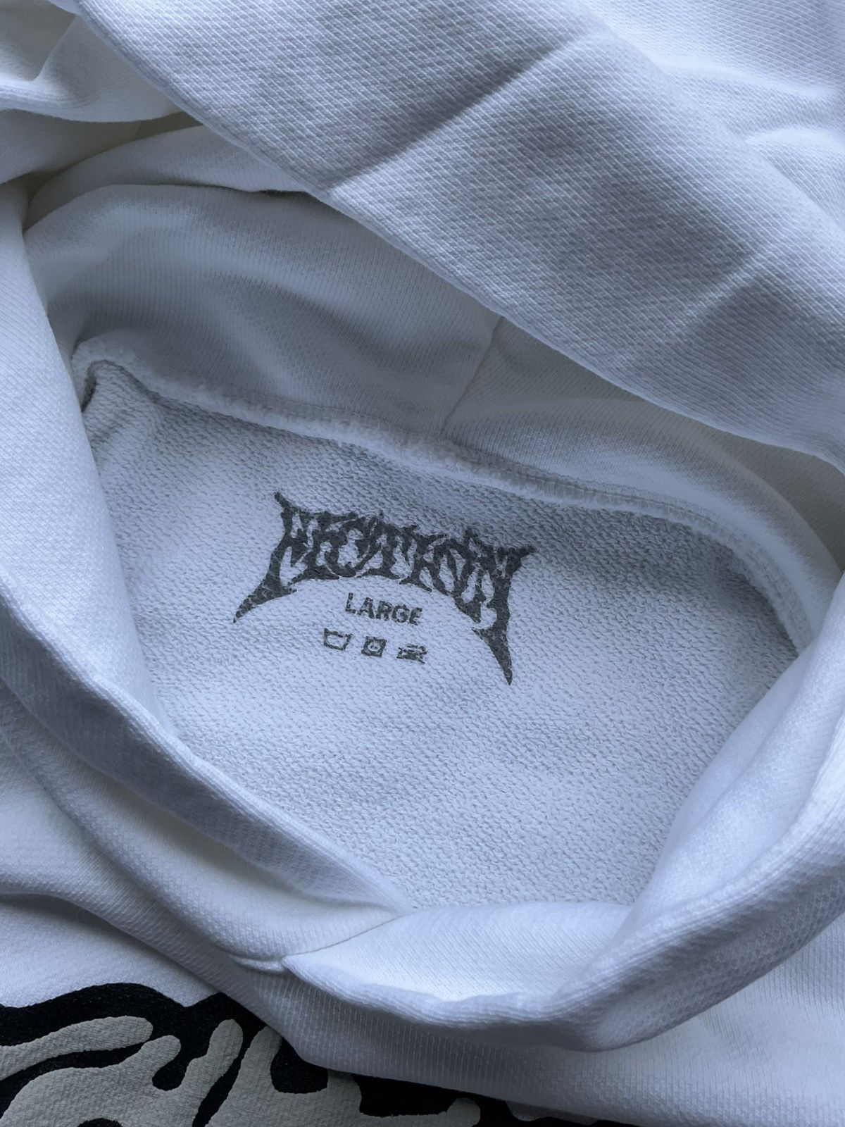 Vintage Vintage Cropped Fiction False Sense of Reality Tour Hoodie Size US M / EU 48-50 / 2 - 6 Thumbnail
