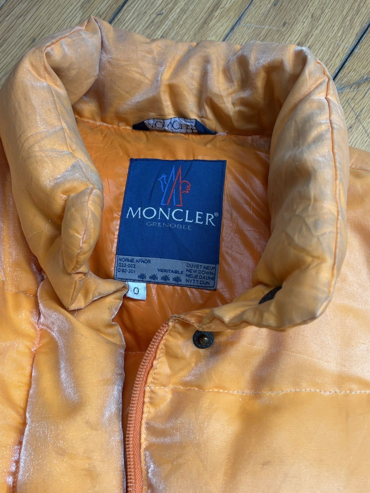 Moncler Moncler Orange Puffer Jacket Size US S / EU 44-46 / 1 - 4 Thumbnail