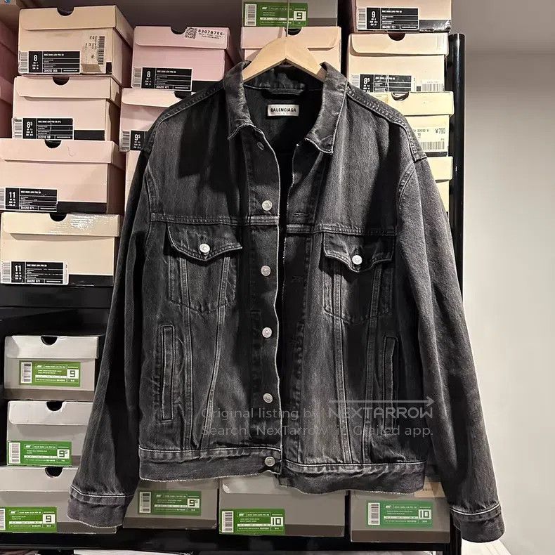 Balenciaga Balenciaga Logo Letter Jacket Size S / US 4 / IT 40 - 1 Thumbnail