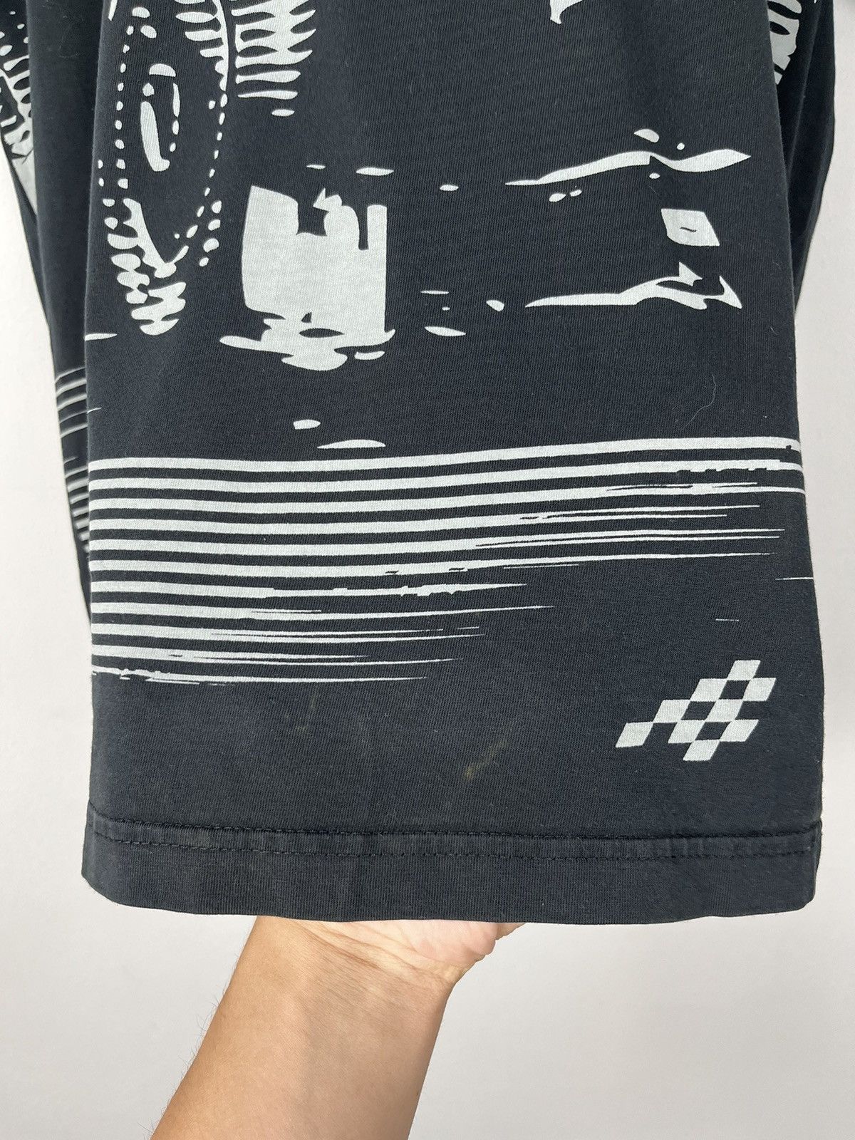 Formula 1 Red Bull Racing Vintage Retro Y2K Formula 1 Full Print Tee Size US L / EU 52-54 / 3 - 8 Thumbnail