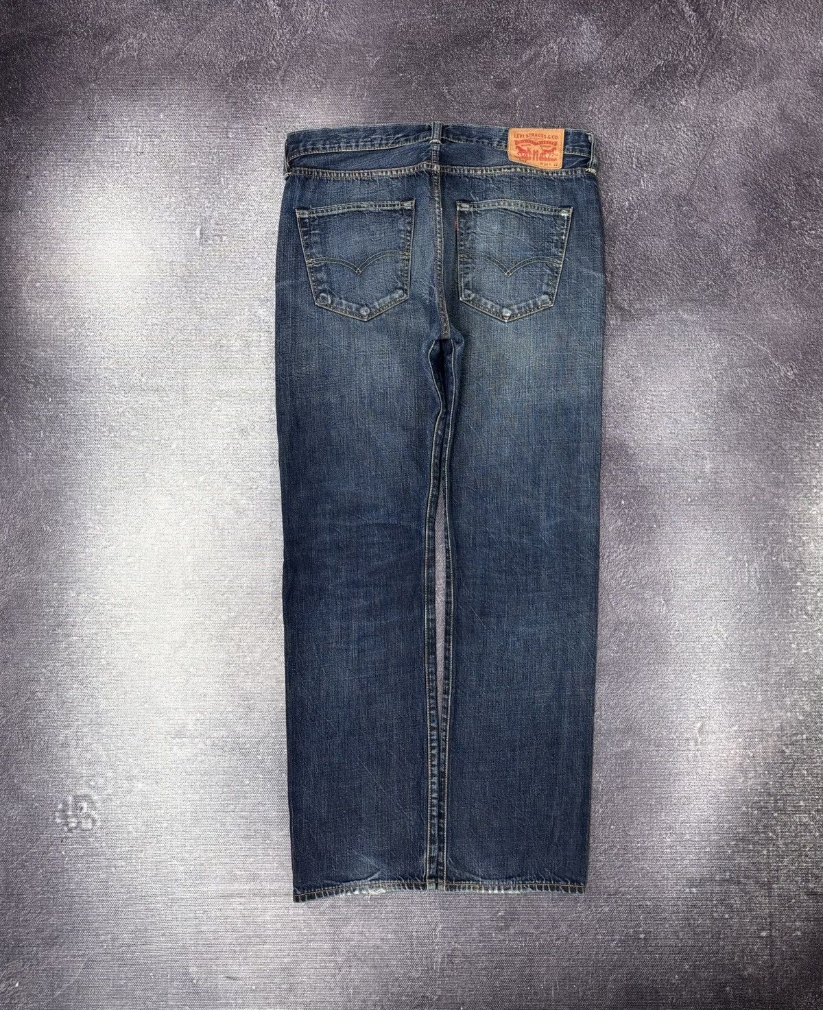 Levi's Vintage Levi’s 501 Men’s Dark Navy Blue Wash Denim Jeans Size US 34 / EU 50 - 1 Thumbnail
