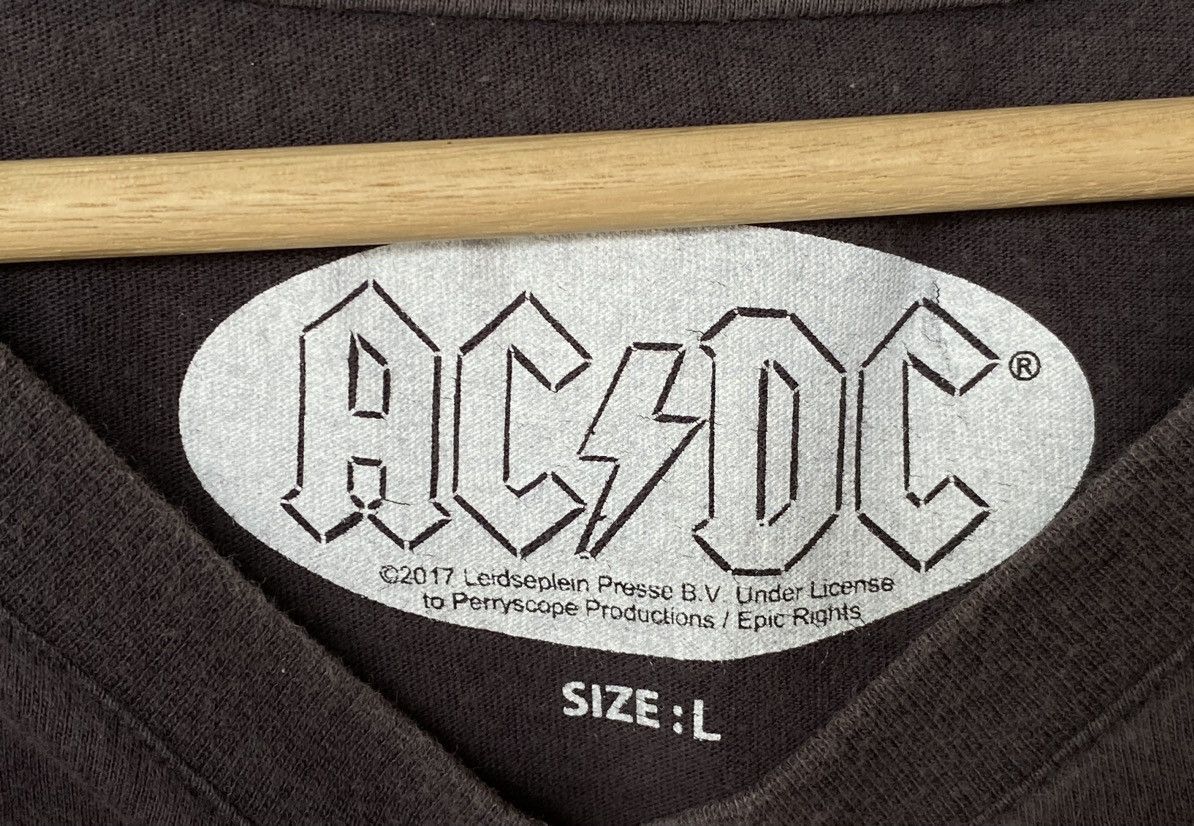 AC/DC × Band Tees × Vintage ACDC Highway To The Hell 2017 Band Tshirt Vtg Y2K Vintage Size US L / EU 52-54 / 3 - 5 Thumbnail