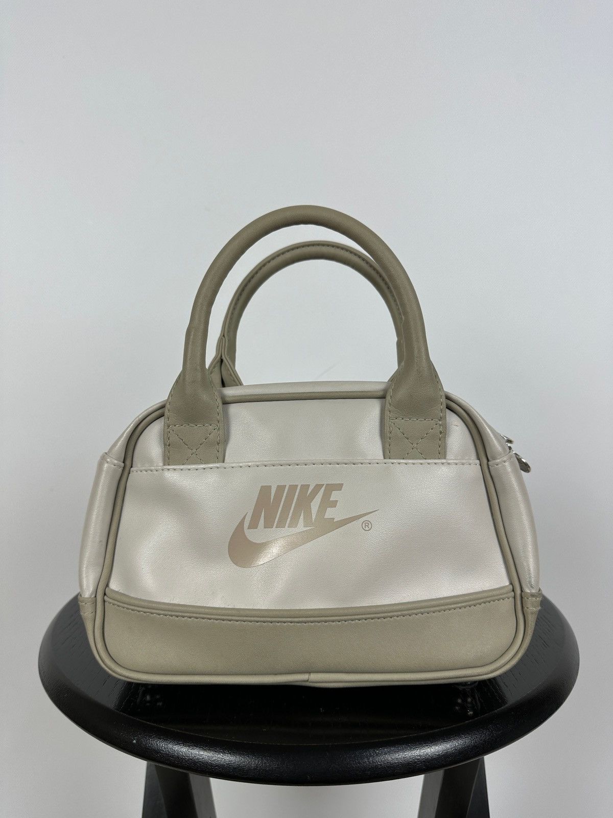 Nike 90s Vintage Nike Swoosh Mini Bag Size ONE SIZE - 1 Thumbnail
