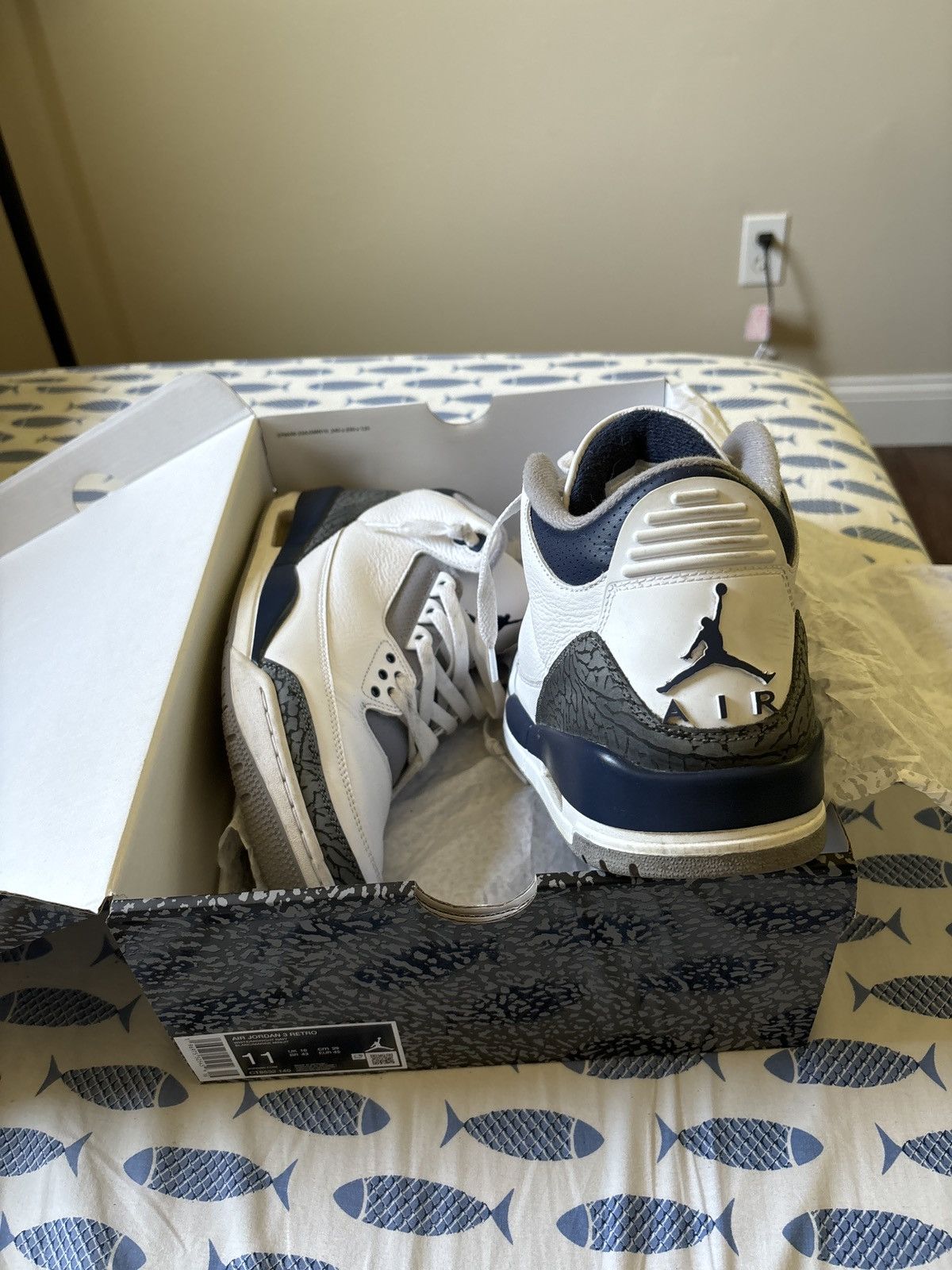 Jordan Brand × Nike Jordan 3 Retro Midnight Navy Size US 11 / EU 44 - 2 Thumbnail