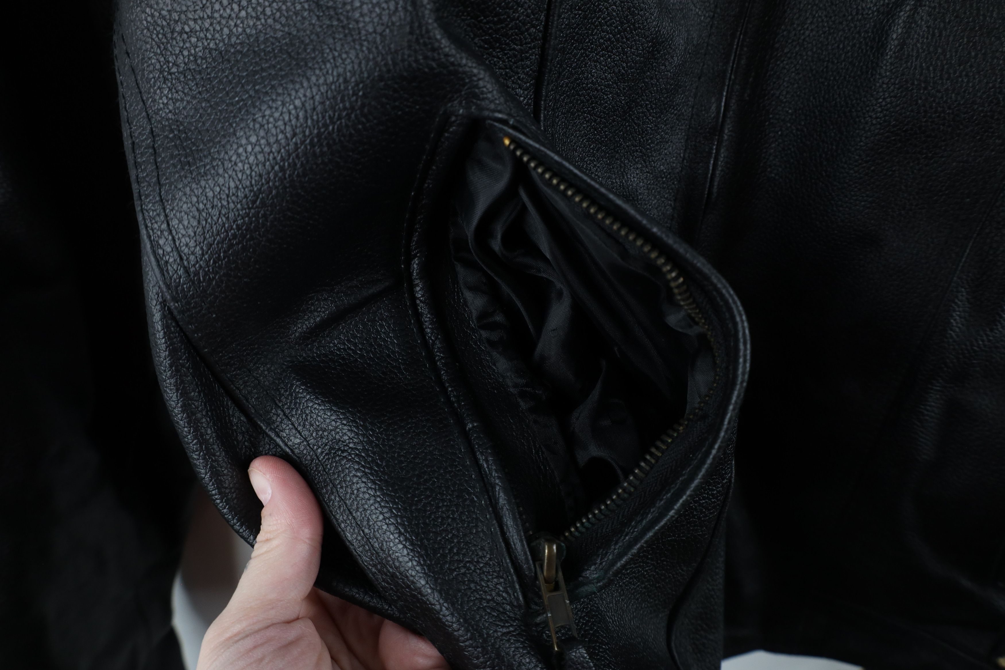 Vintage Vintage 90s Streetwear Leather Motorcycle Riding Jacket Size US XXL / EU 58 / 5 - 5 Thumbnail