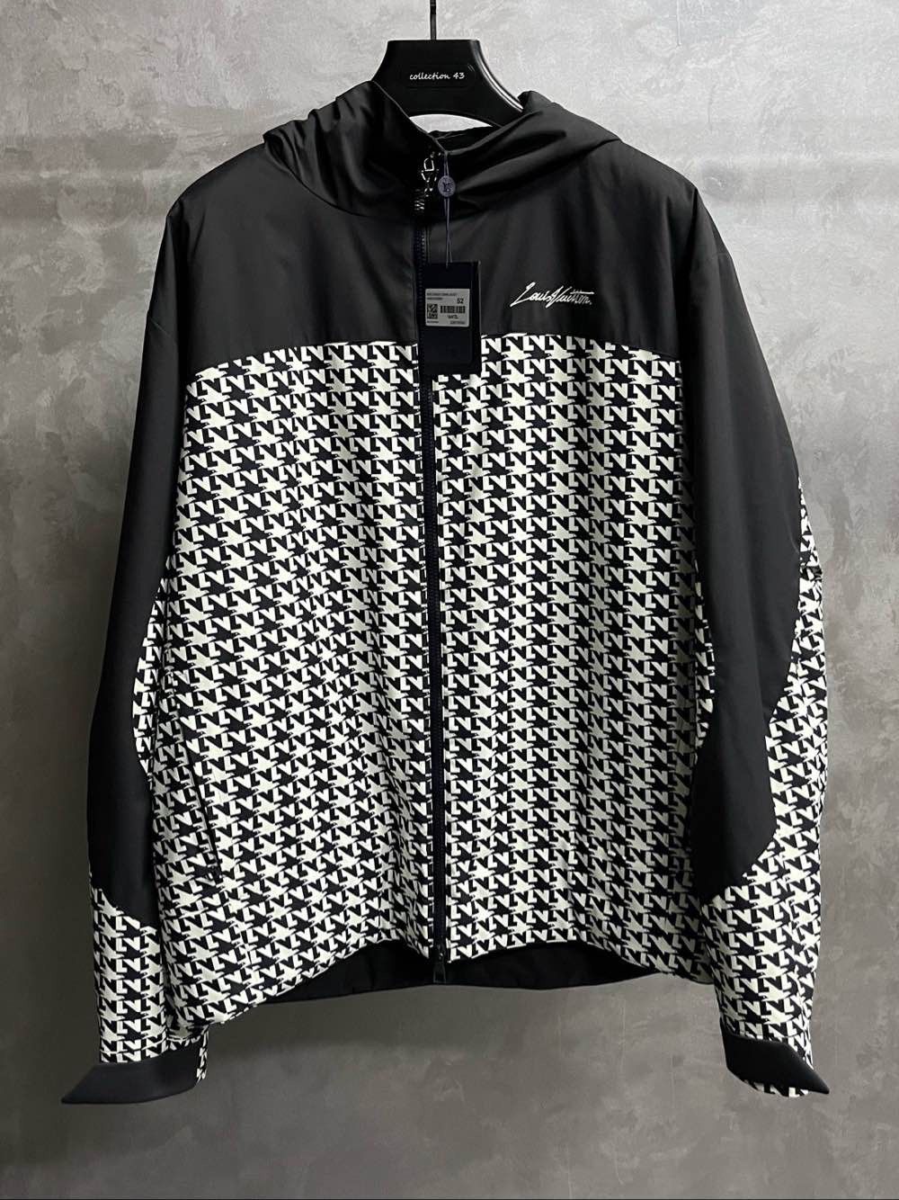 Louis Vuitton Louis Vuitton Houndstooth Windbreaker Size L Size US L / EU 52-54 / 3 - 1 Thumbnail
