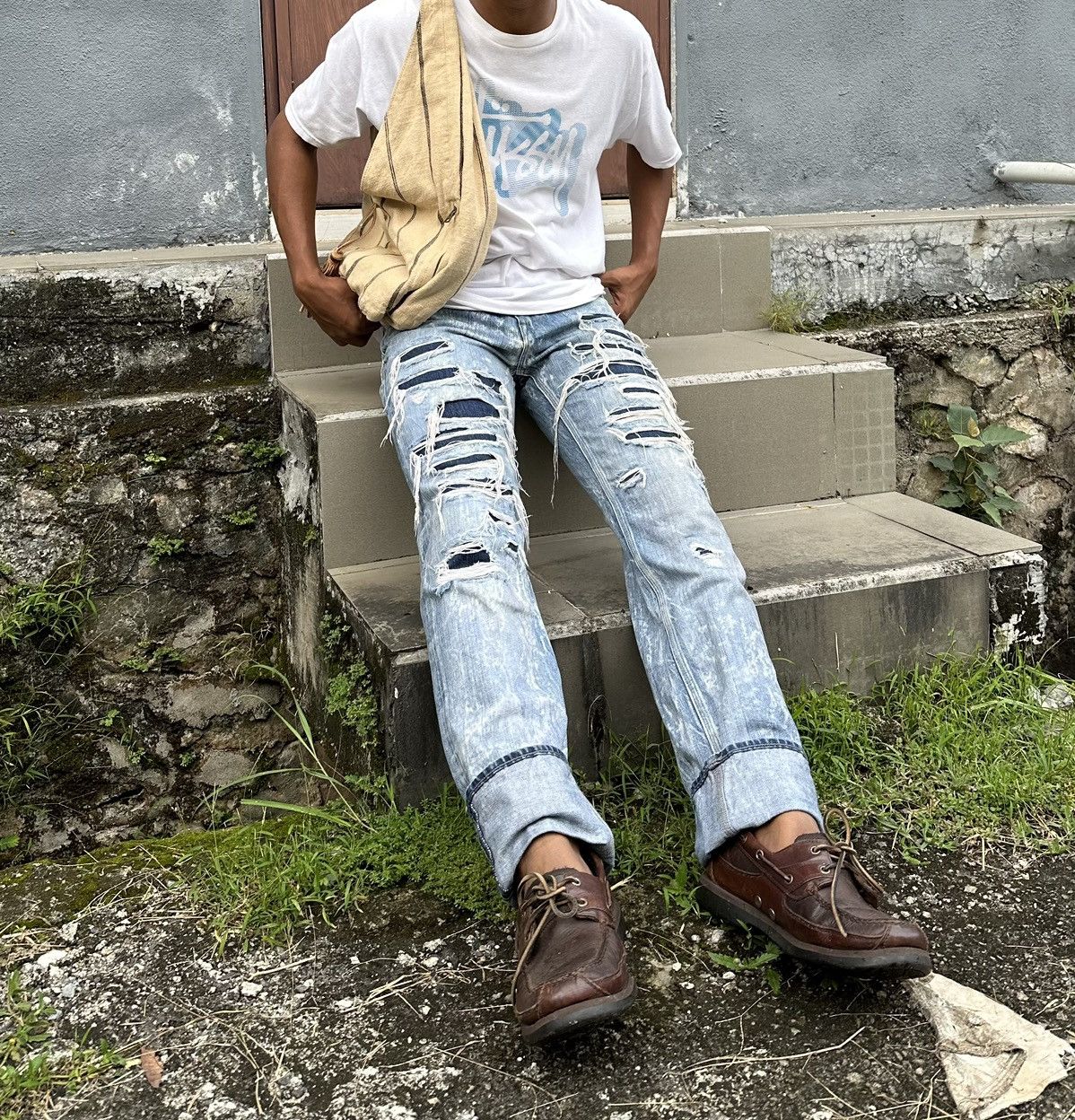 Guess 👹Guess Straight Cut Distressed Denim Size US 30 / EU 46 - 7 Thumbnail