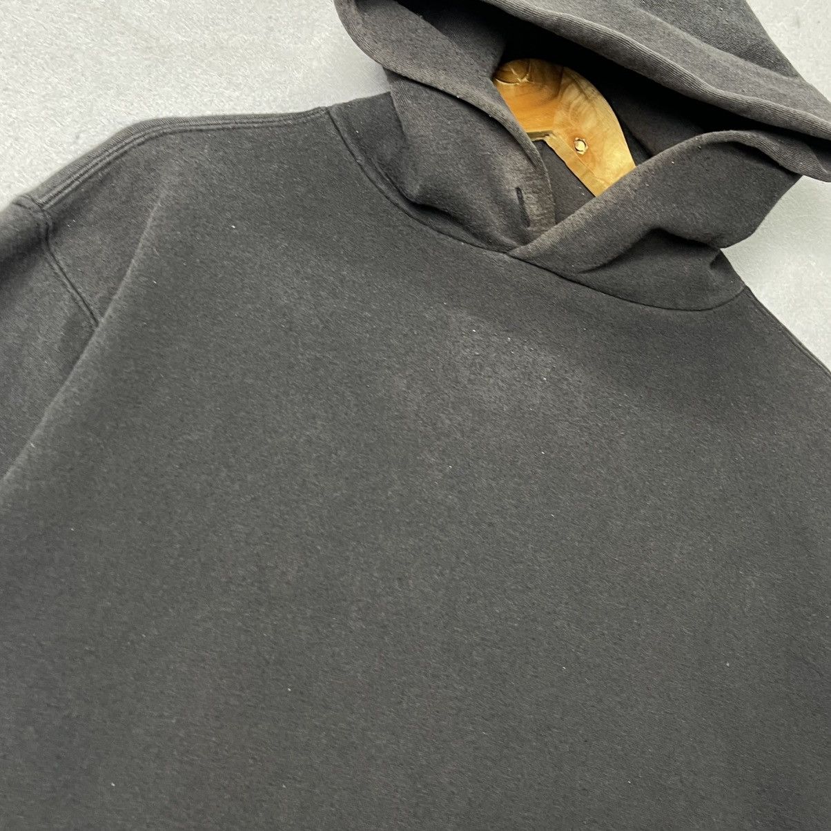 Russell Athletic Russell Athletic Blank Pullover Hoodie – Black (Size L) Size US L / EU 52-54 / 3 - 5 Thumbnail