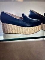 Gabriela Hearst Gabriela Hearst Leather Navy Loafers Size US 5.5 / IT 35.5 - 7 Thumbnail