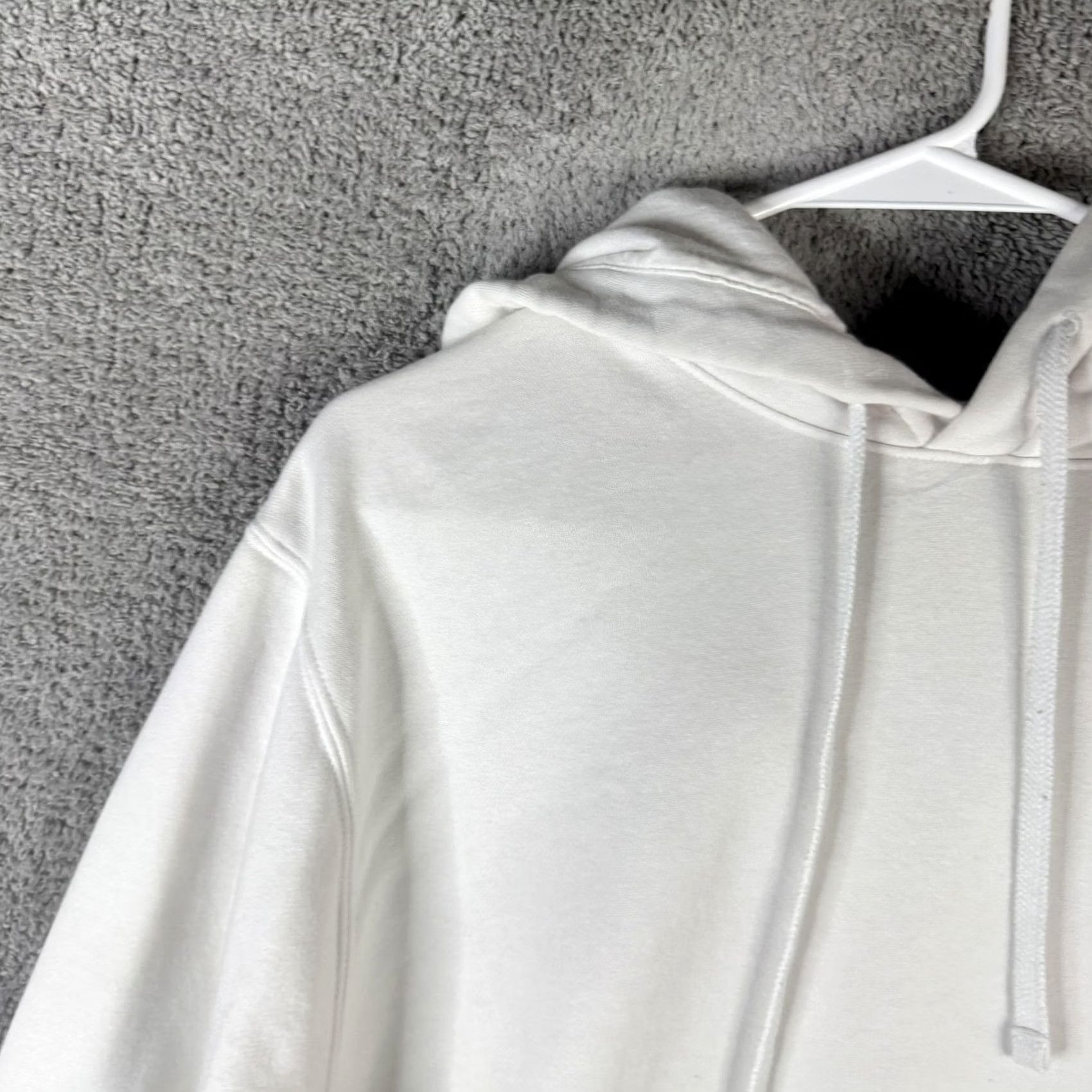 Nike Nike Hoodie Mens Large White Pullover Fleece Sweatshirt with Swoosh Logo, Hooded, Pockets, Crew Neck, Long Sleeve Size US L / EU 52-54 / 3 - 5 Thumbnail
