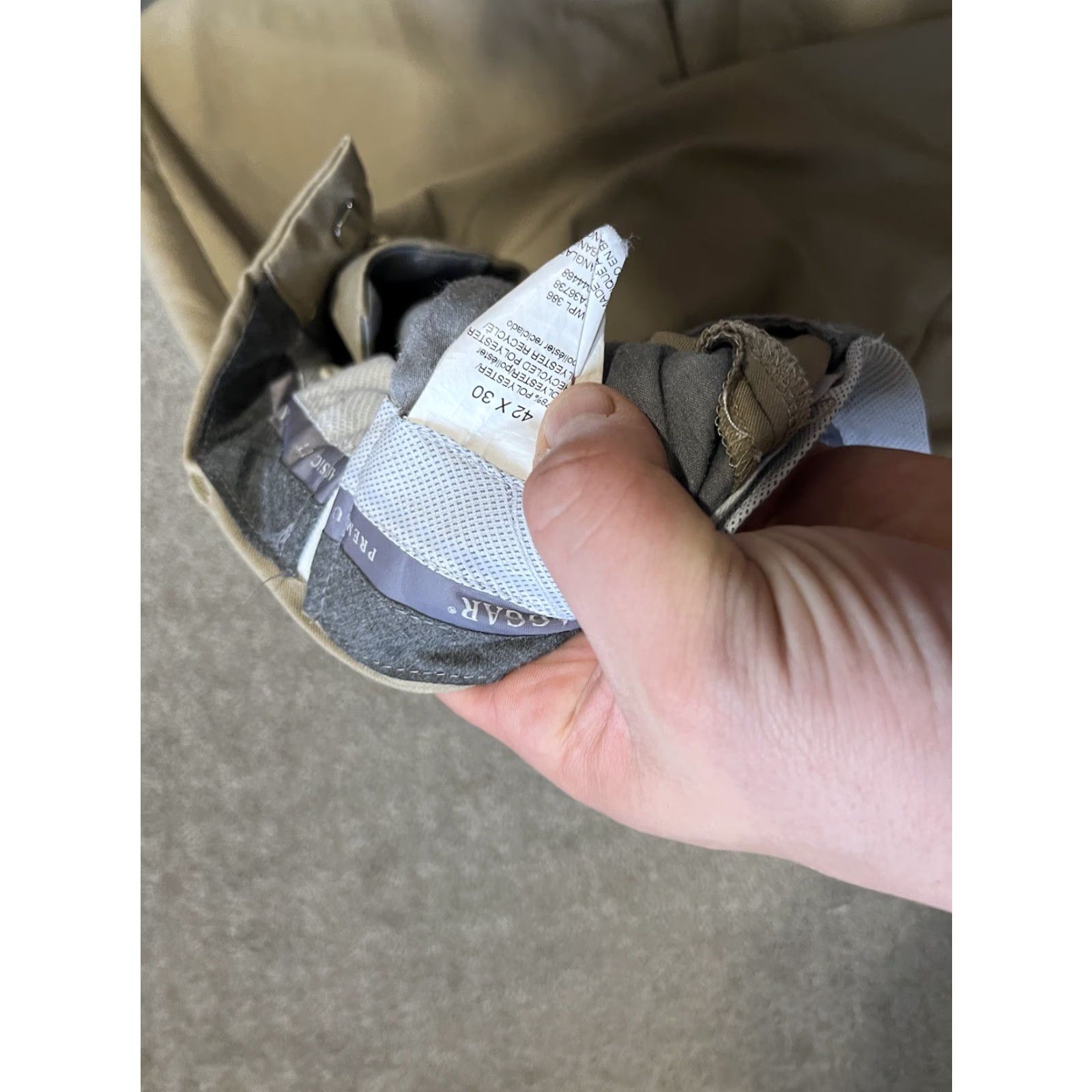 Haggar Haggar Pants Mens 42x30 Polyester Beige Pleated Premium Classic Fit Pants Mens Beige 42x30 Classic Fit Dress Pants Mens Haggar Size US 42 / EU 58 - 5 Thumbnail