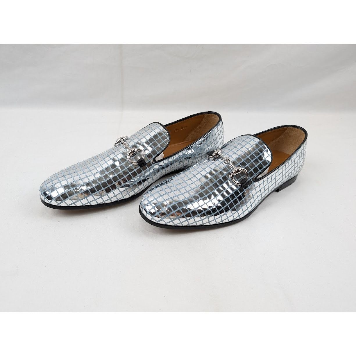 Gucci o1rshd1 Crispy Loafers in Silver Size US 9 / EU 42 - 17 Thumbnail