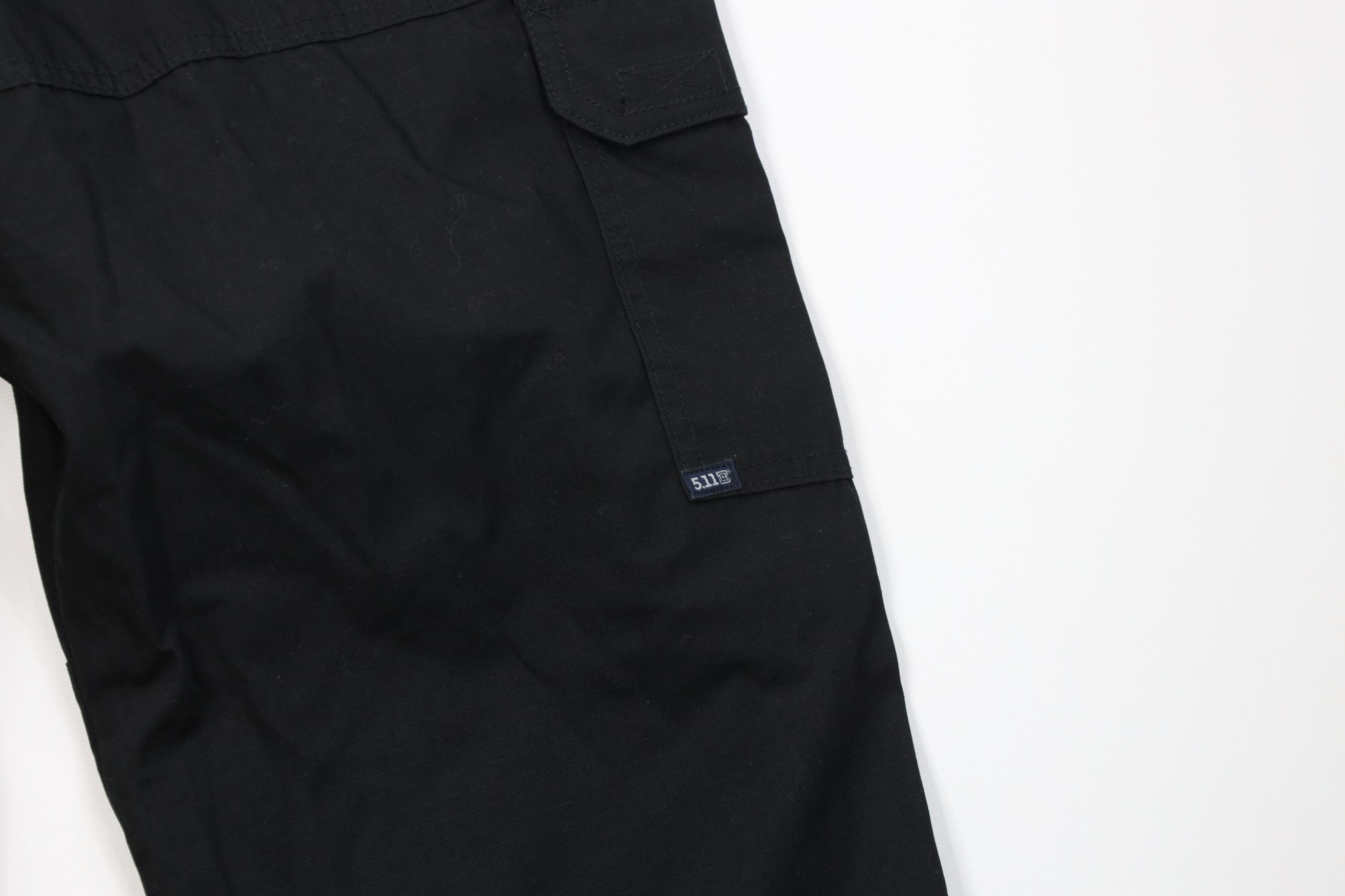 Vintage 5.11 Tactical Series Fit Taclite Wide Leg Cargo Pants Size US 34 / EU 50 - 14 Thumbnail