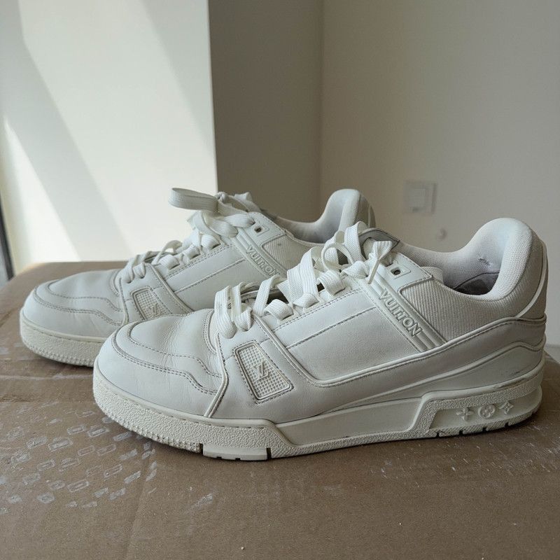 Louis Vuitton Louis Vuitton White Trainer Sneakers -2508 Size US 9.5 / EU 42-43 - 1 Thumbnail