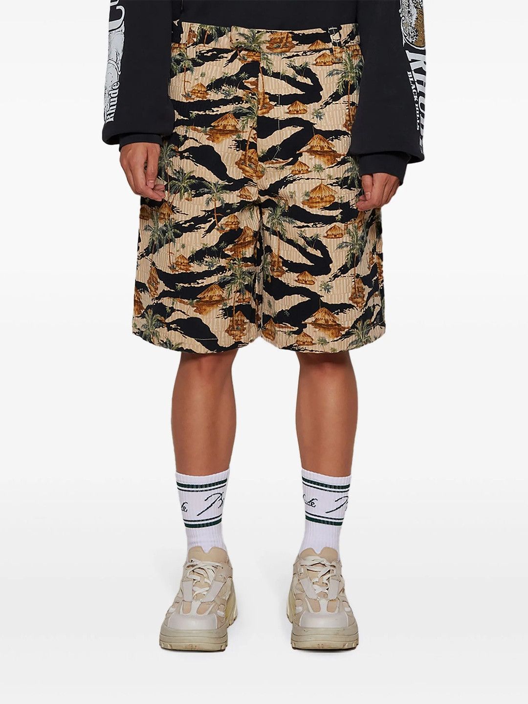 Amiri o1s1wg110725 Repeat Palm Skater Short in Multicolor Size US 32 / EU 48 - 3 Thumbnail