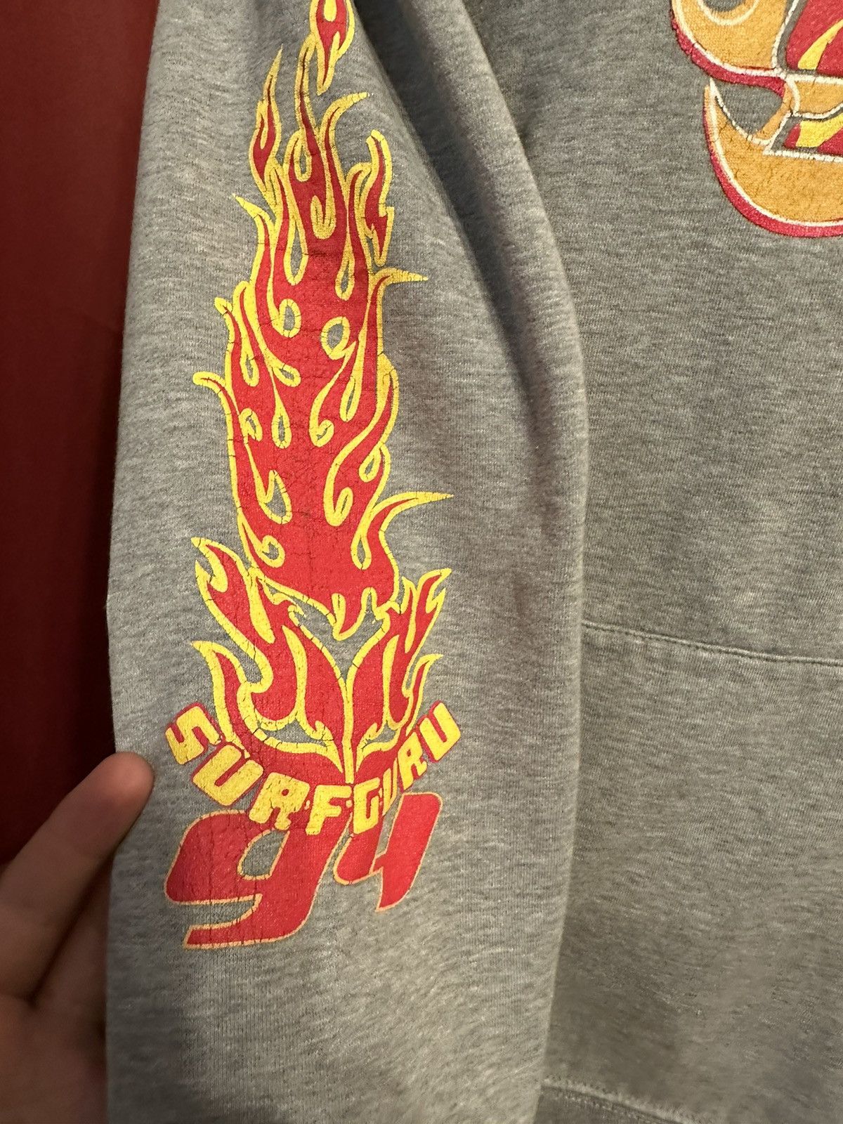 Vintage Vintage Surf Guru Hoodie 90’s Flame Sleeve Streetwear Grail Size US XL / EU 56 / 4 - 3 Thumbnail