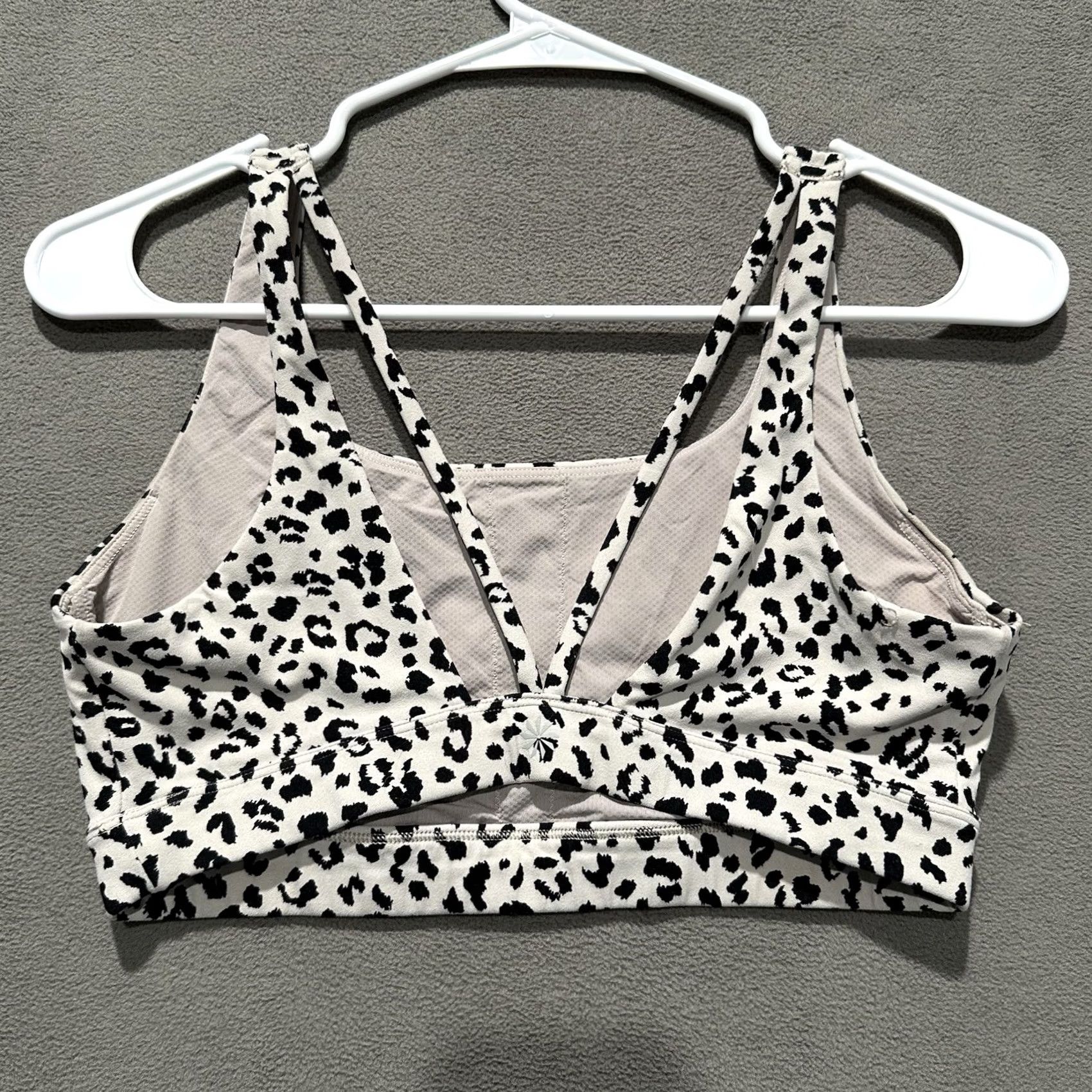 Athleta Athleta Exhale Bra Womens Small Cheetah Animal Print Beige Size ONE SIZE - 2 Thumbnail