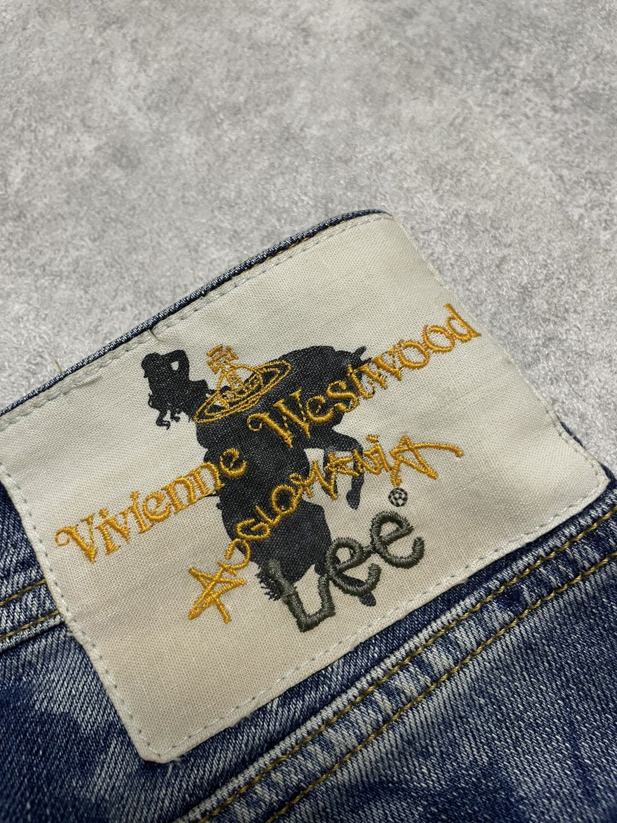 Lee × Vivienne Westwood Vivienne x Lee 2005 — twisted punk cutoffs archive heat Size US 29 - 5 Thumbnail