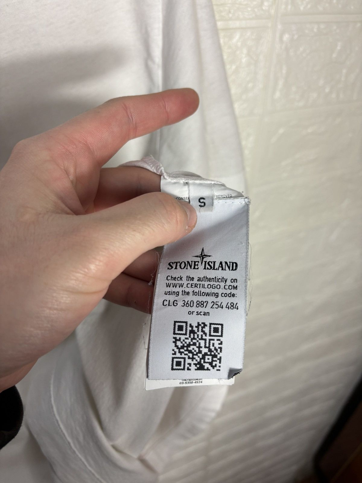 Stone Island Stone Island T-Shirt White Red Big Logo Size S Men’s Size US S / EU 44-46 / 1 - 15 Thumbnail