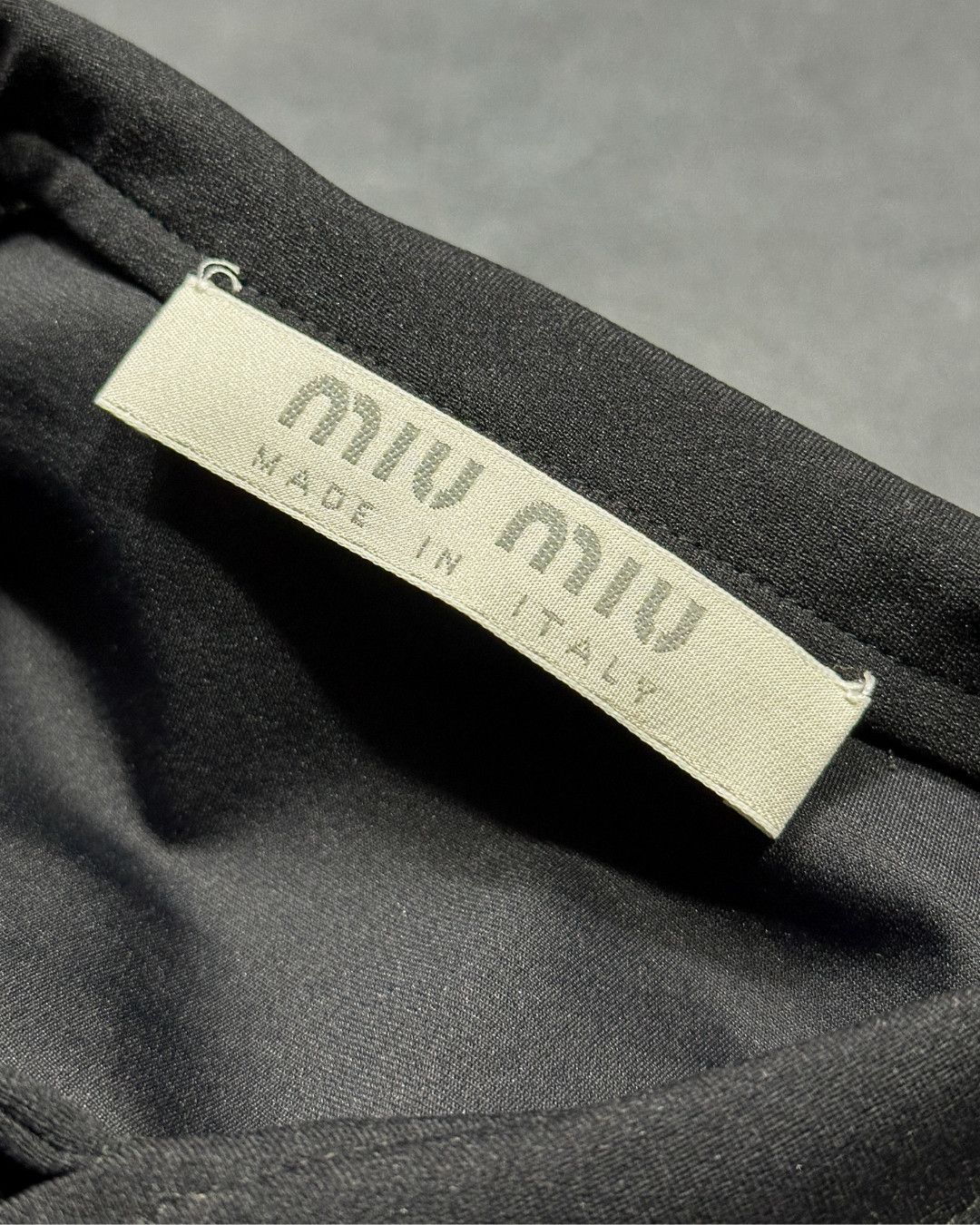 Miu Miu FW2001 Ribbon Neck Tech Shirt Size M / US 6-8 / IT 42-44 - 13 Thumbnail