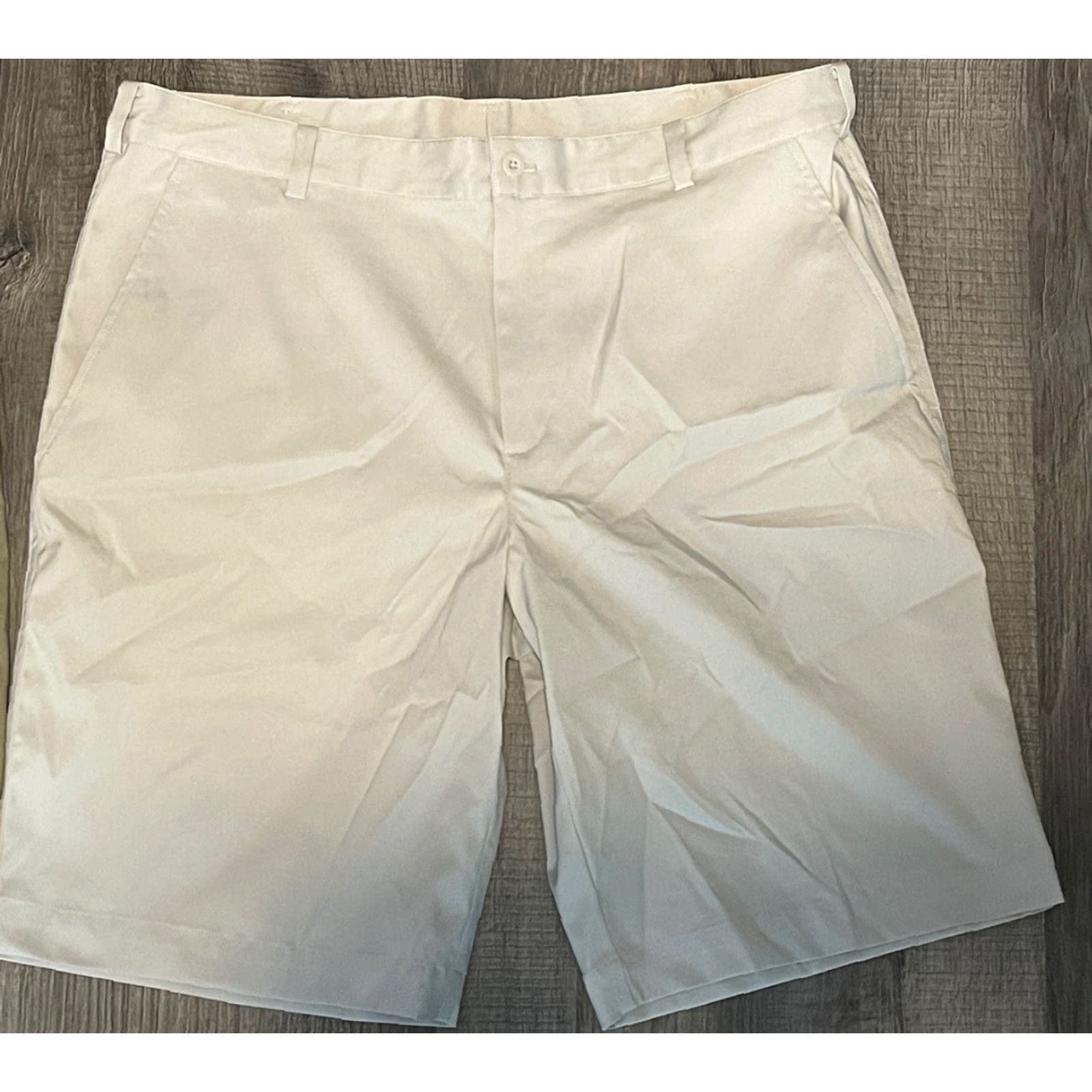 Nike Nike Dri-Fit Golf Shorts Mens Size 36 Khaki Light Brown Golf Shorts Embroidered Pockets Belted Elastic Waist Regular 36 Nike Mens Size US 36 / EU 52 - 3 Thumbnail