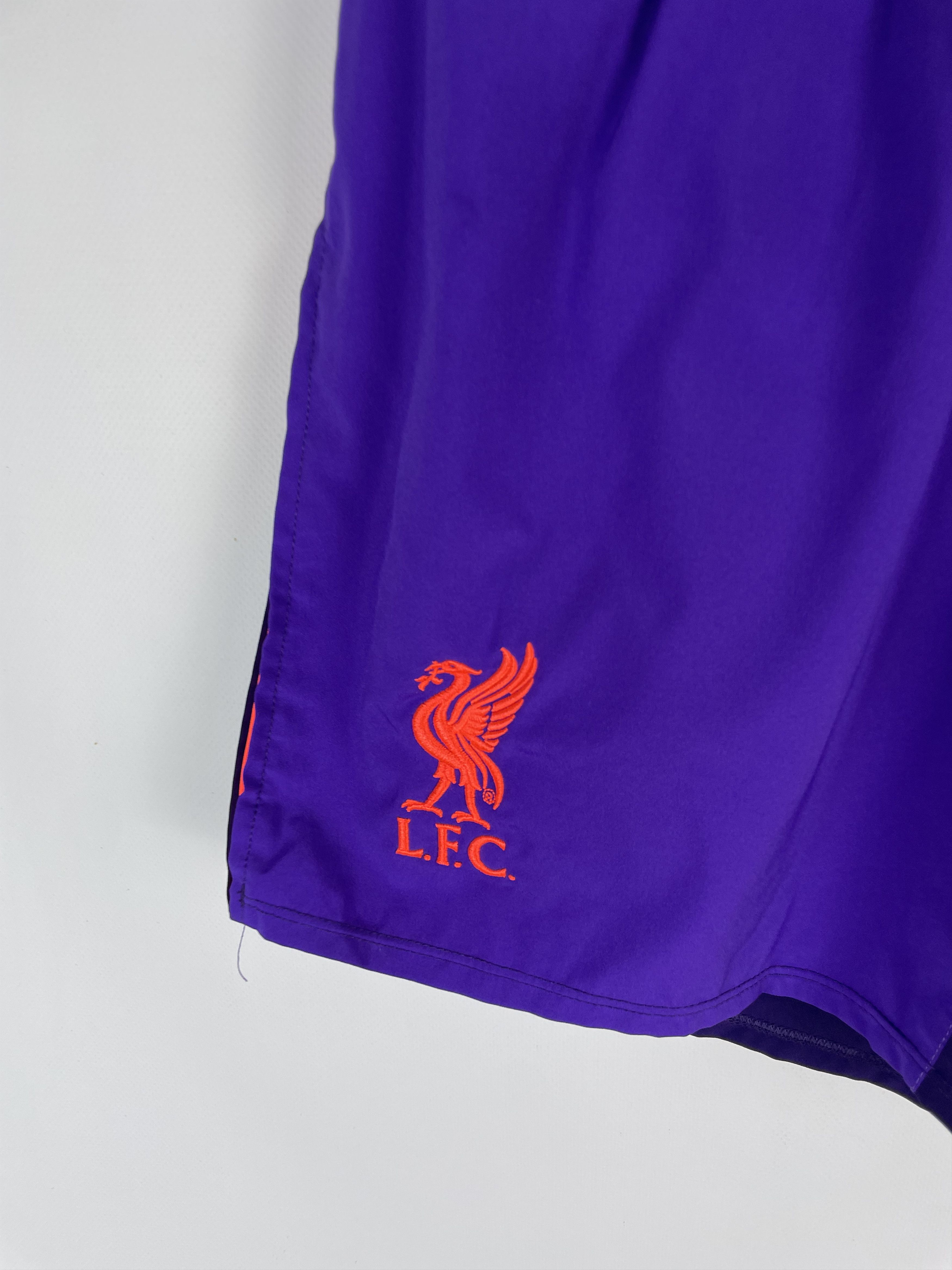 New Balance Vintage New Balence Liverpool Shorts Soccer Footbal Size US 30 / EU 46 - 4 Thumbnail