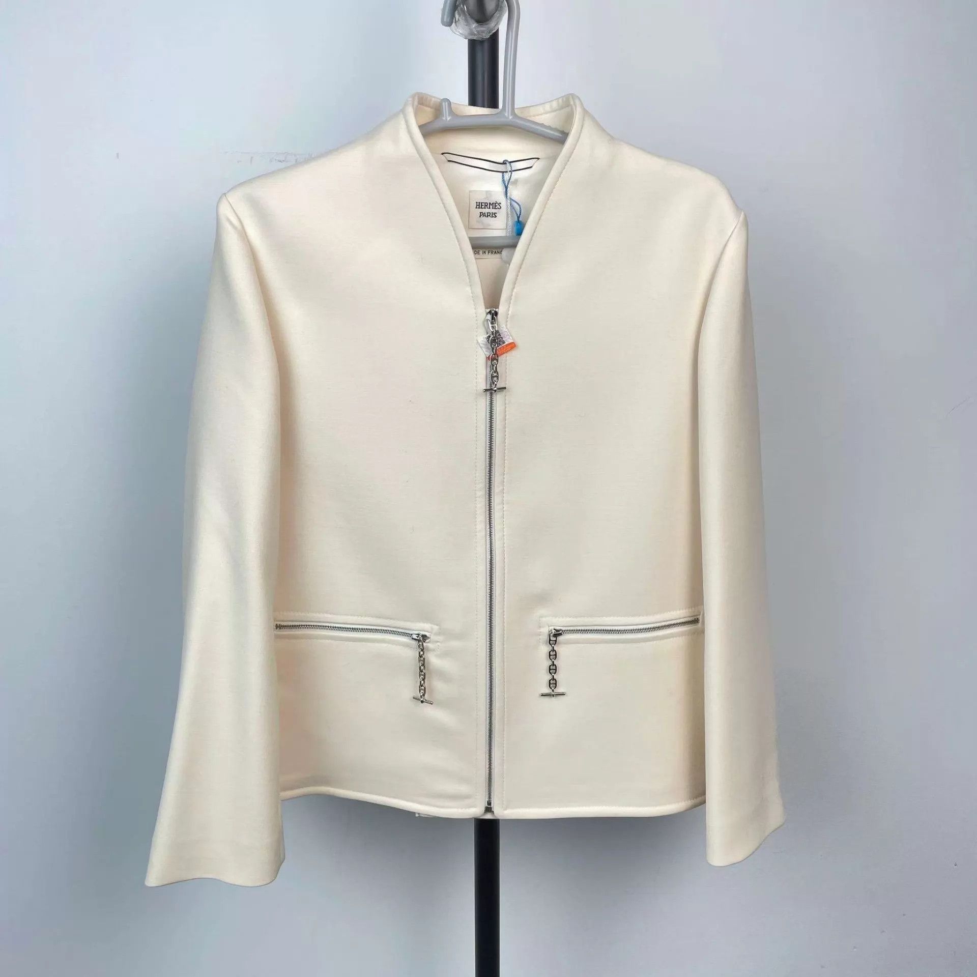 Hermes Hermès 97 New White Wool Blazer 34 Size XS / US 0-2 / IT 36-38 - 1 Thumbnail