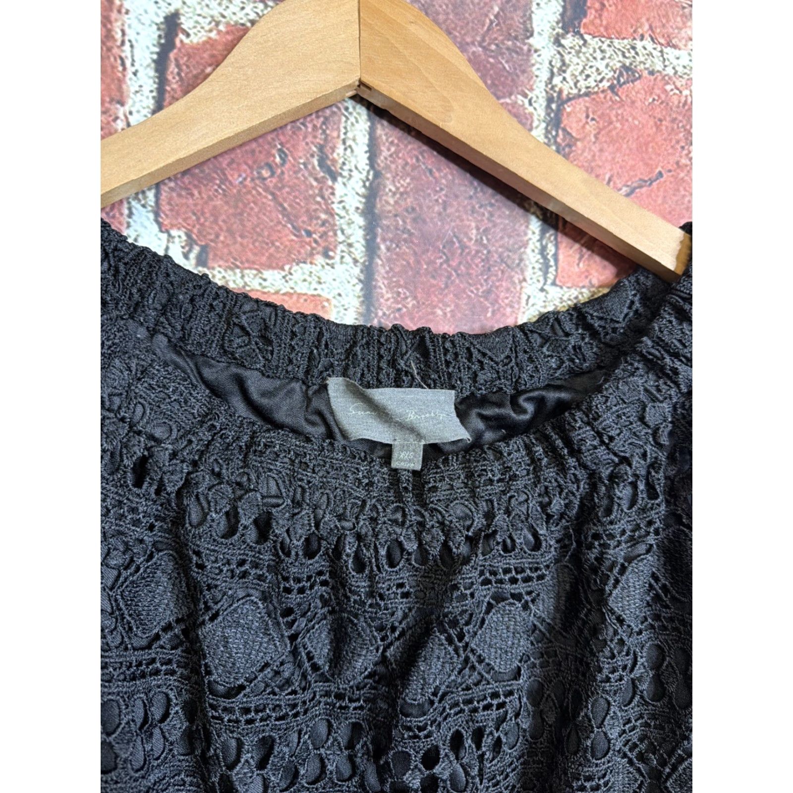 Anthropologie Sundays In Brooklyn Off The Shoulder Lace Eyelet Top XS Black Anthropologie Blouse Women Puff Sleeve Short Sleeve Bohemian Vintage No Size XS / US 0-2 / IT 36-38 - 2 Thumbnail