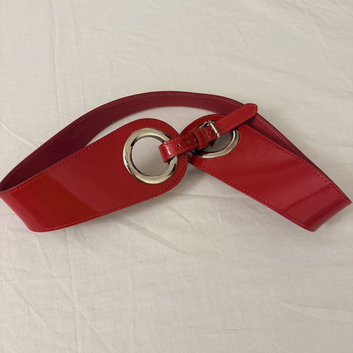 Other Y2K Red Patent Wide Belt Silver Grommet Statement Italy Size ONE SIZE - 6 Thumbnail