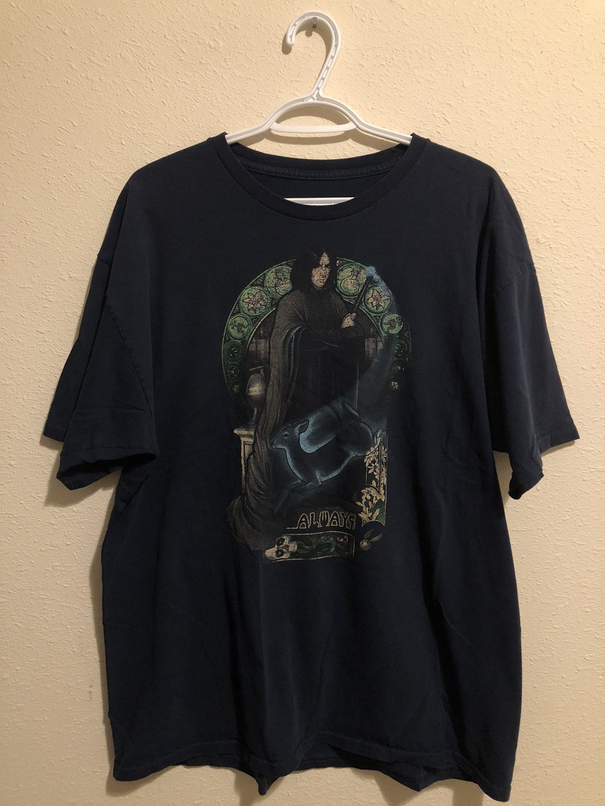Vintage Vintage Faded Y2K Harry Potter Snape Slytherin T Shirt Size US XL / EU 56 / 4 - 1 Thumbnail